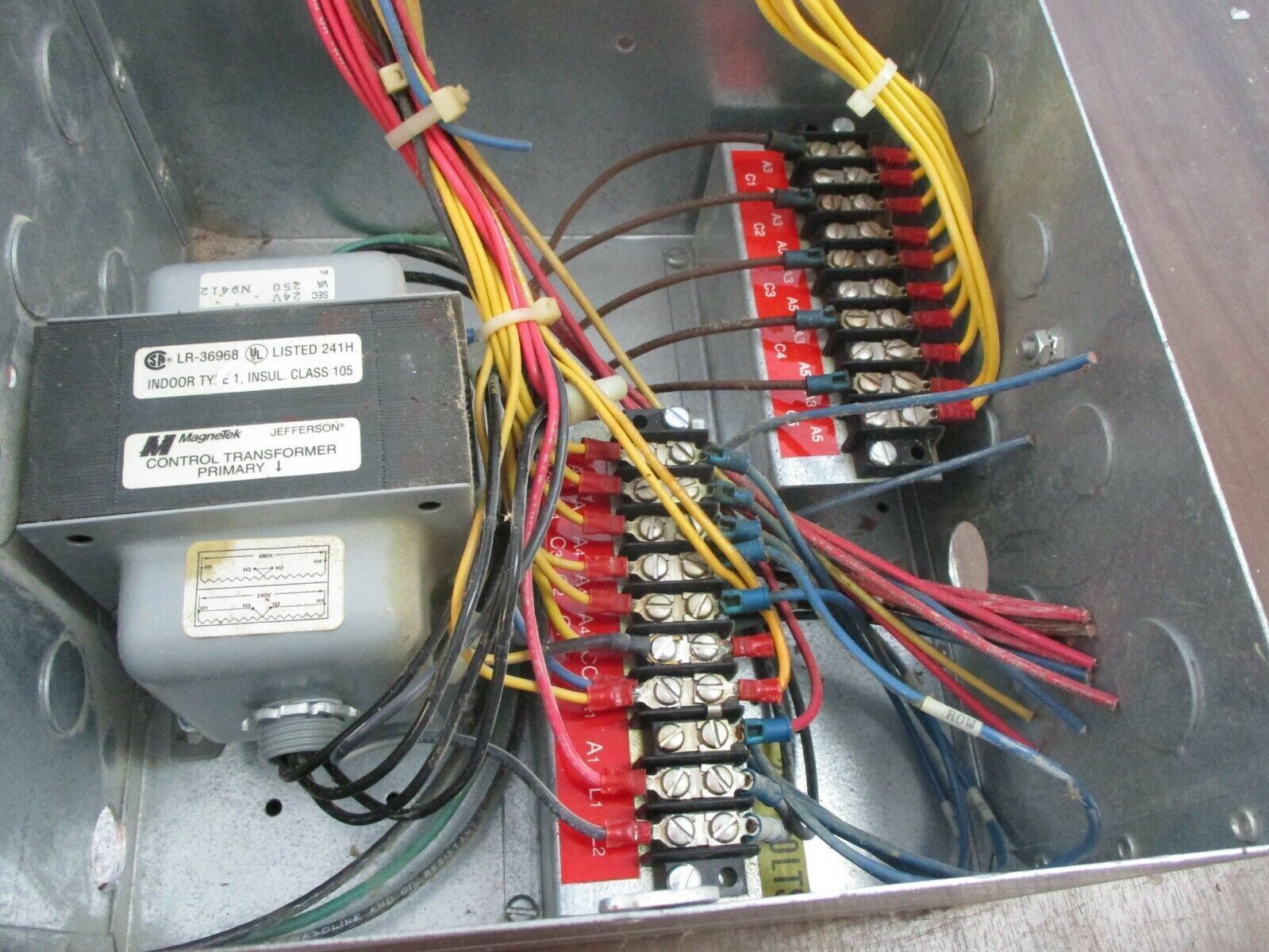 Chore-Time Collector Master Control 20809 *Missing Fuse* Used