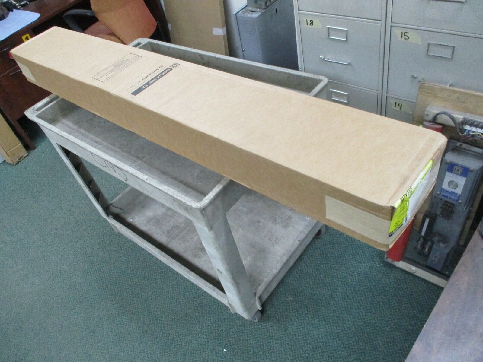 Square D Column Type Cable Trough MTX866 Size: 8-5/8" x 66" x 5" New Surplus