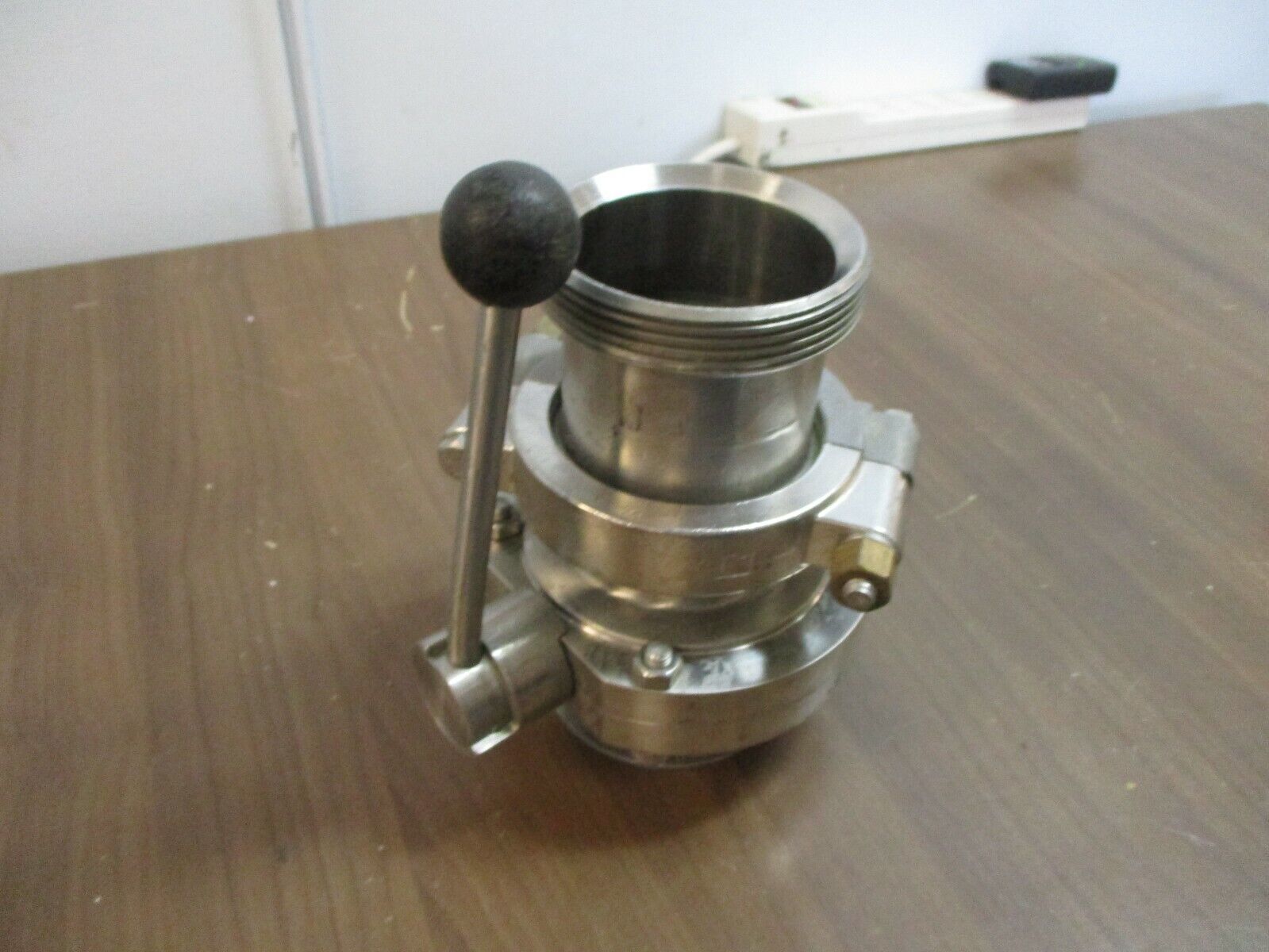 Misc. Brand Sanitary Stainless Steel Butterfly Valve Size: 3" Used