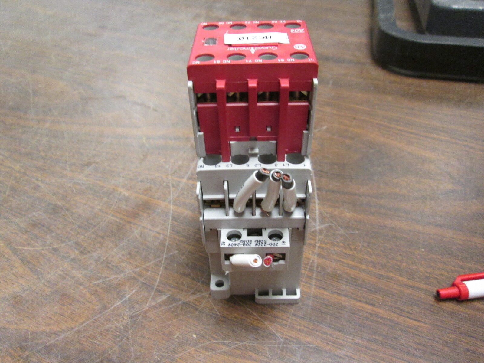 Allen-Bradley Safety Contactor 100S-C23L14C 200-220V/208-240V 50/60Hz Coil Used