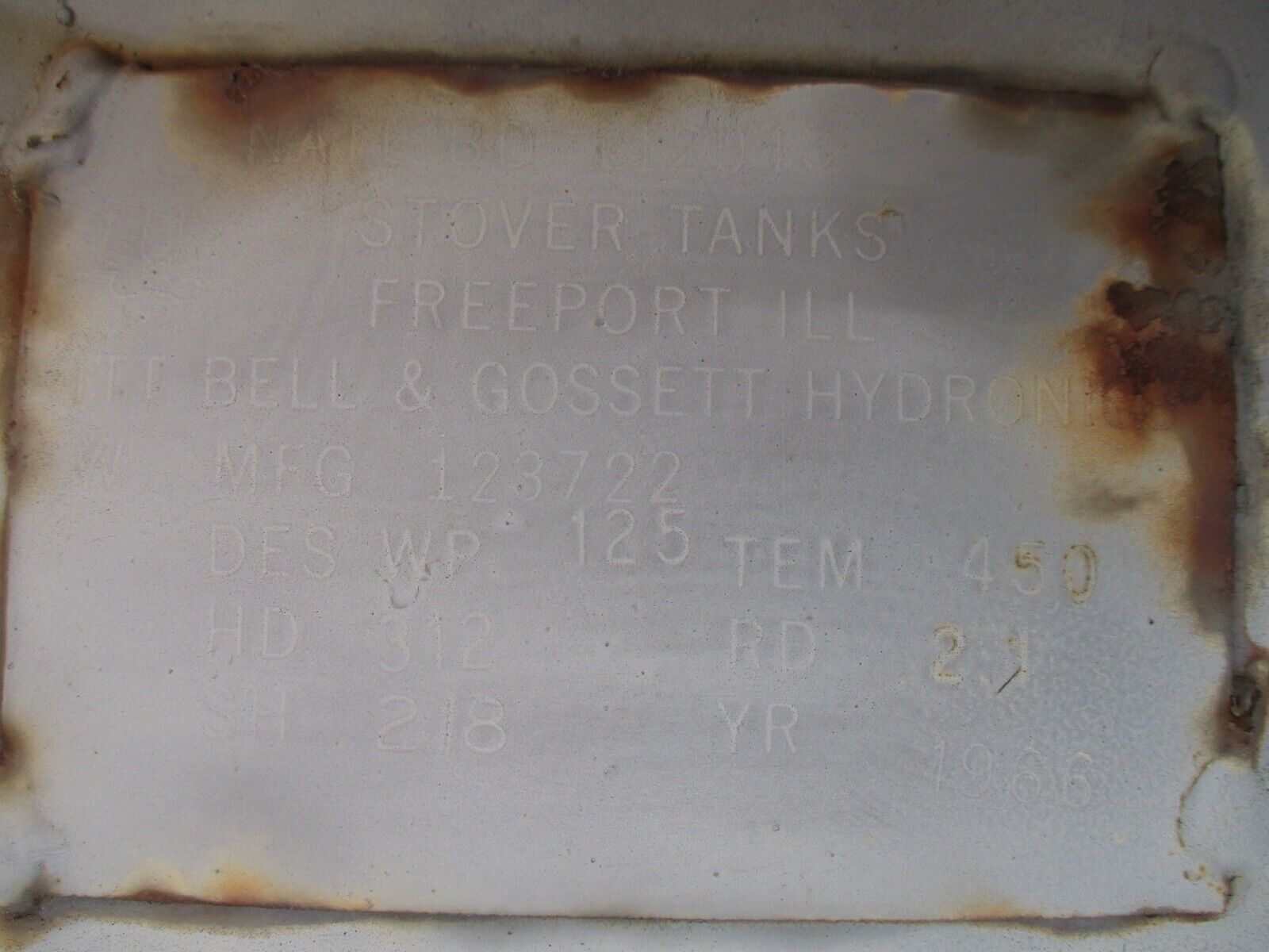 Stover Tanks Pressurized Water Tank 123722 700 Gallons 125PSI 450°F Used