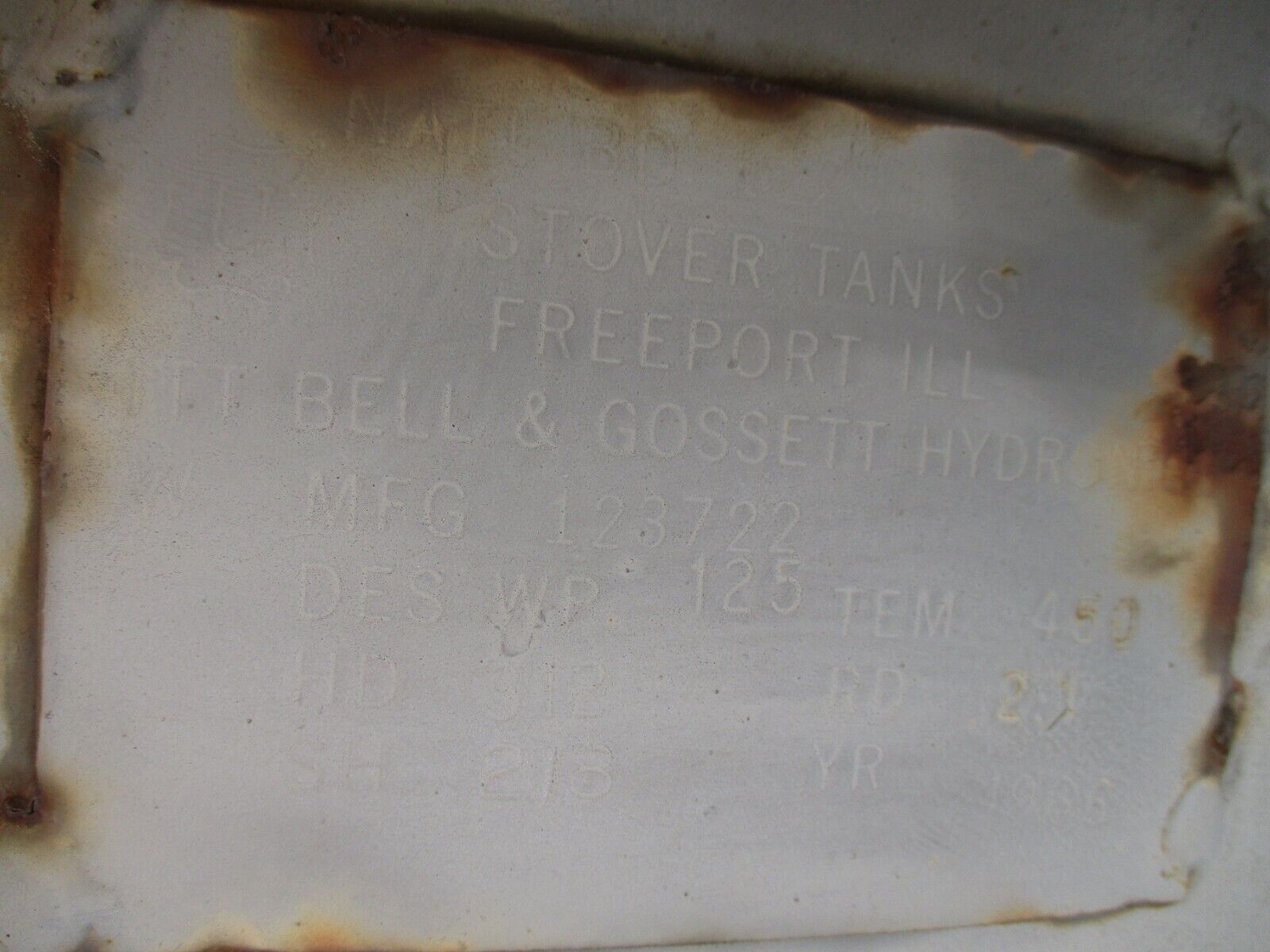 Stover Tanks Pressurized Water Tank 123722 700 Gallons 125PSI 450°F Used