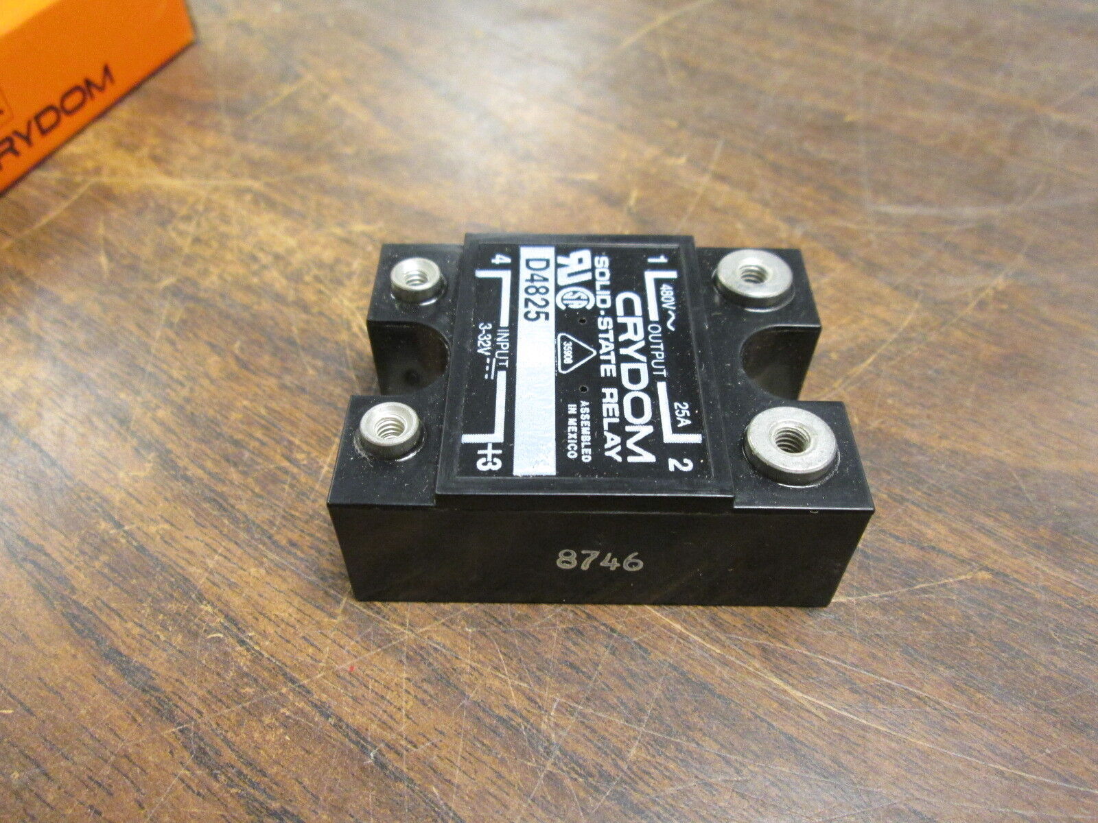 Crydom Solid State Relay D4825 Input:3-32VDC Output:480VAC 25A New Surplus
