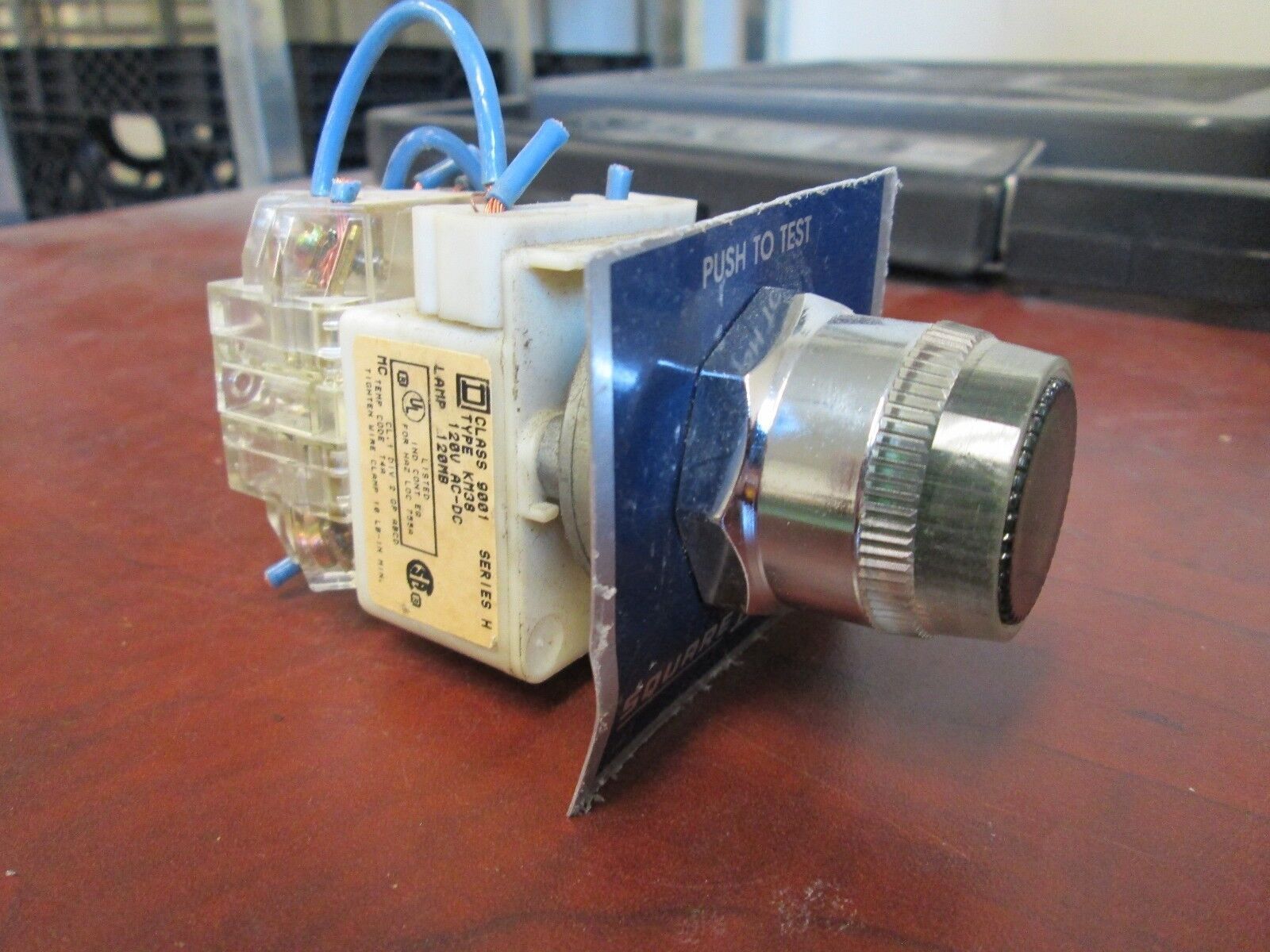 Square D Push Button 9001 KM38 120V Green Used