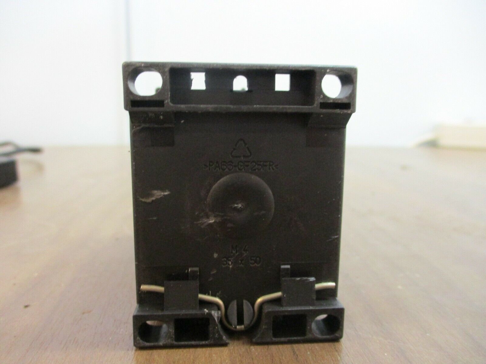 Siemens Sirius Contactor 3RT1015-1BB41 24VDC Coil 16A 600V Used