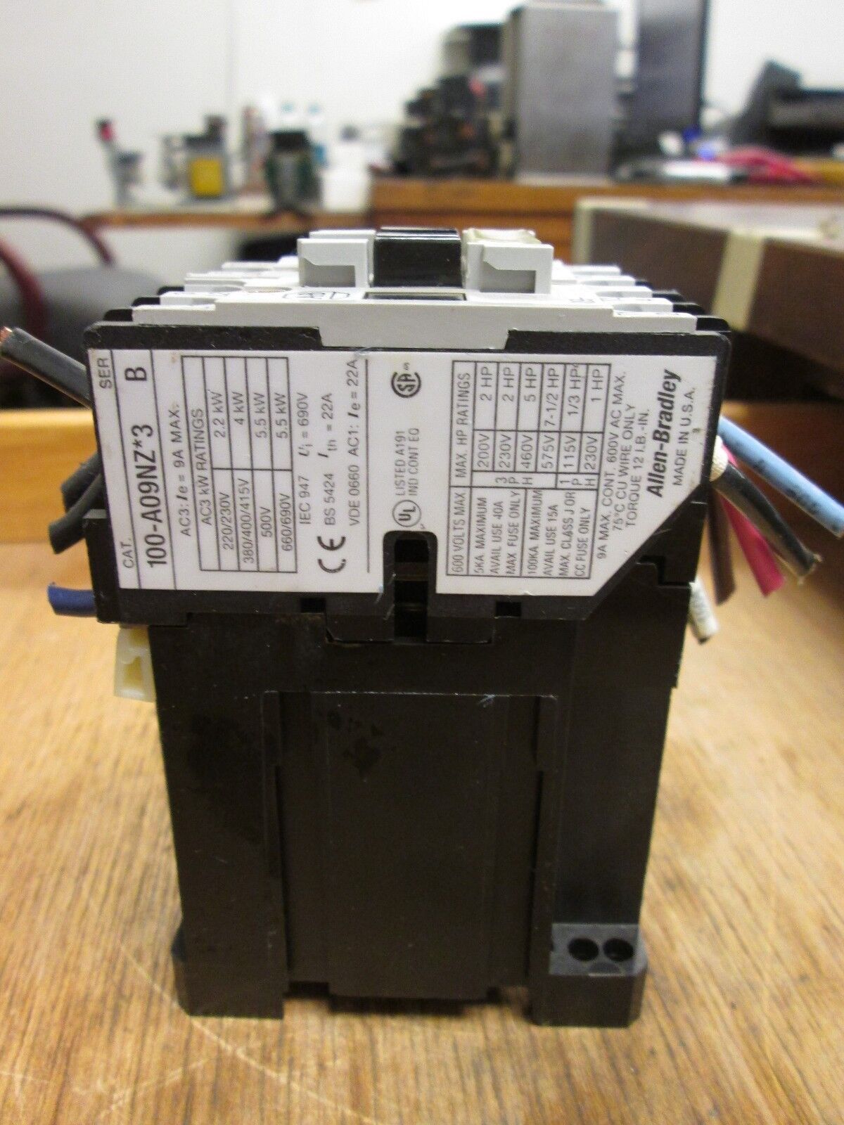 Allen-Bradley Contact 100-A09NZ*3 24VDC Coil 9A Max *Lot of 2* Used