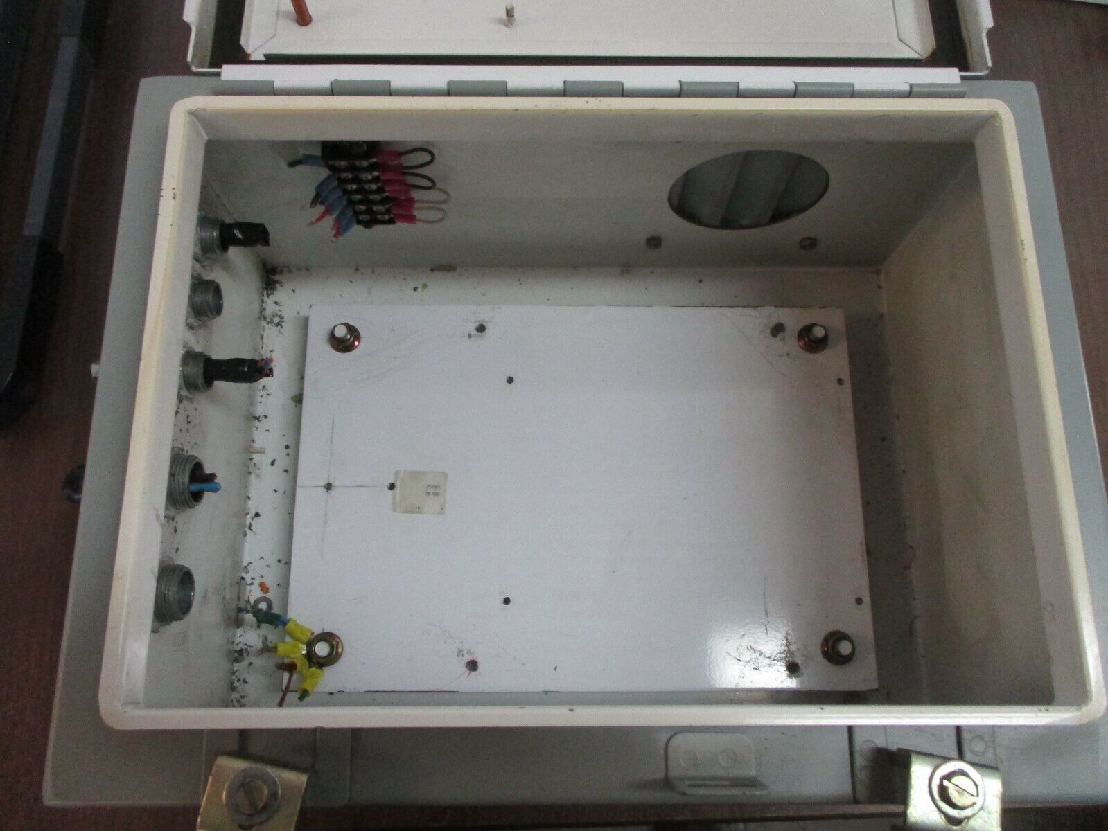 Hoffman Type 12,13 Enclosure A-161208LP Size: 16" x 12" x 8" Used