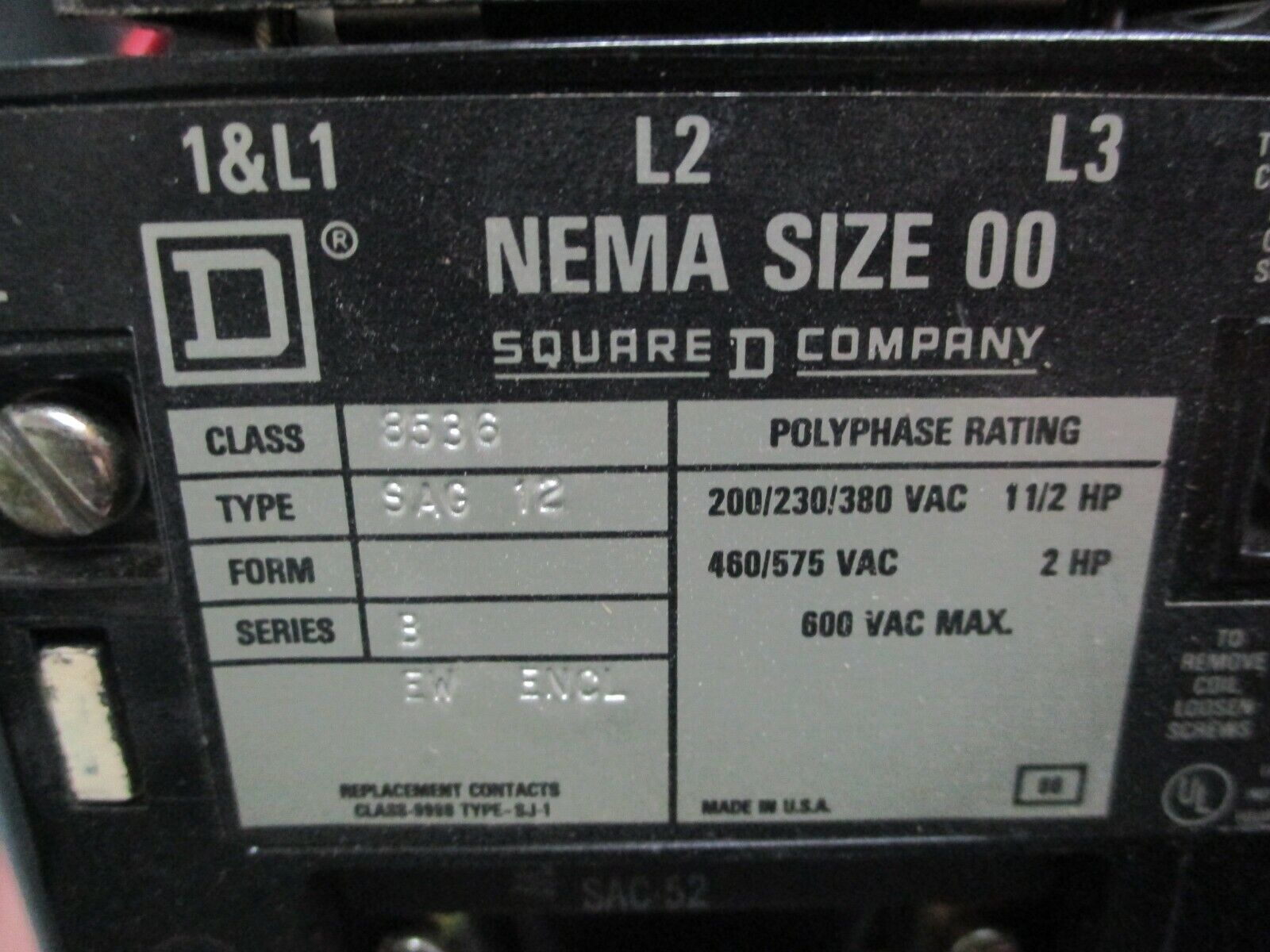 Square D Enclosed Size 00 Starter 8536 SAG 12 208V Coil 600V Used