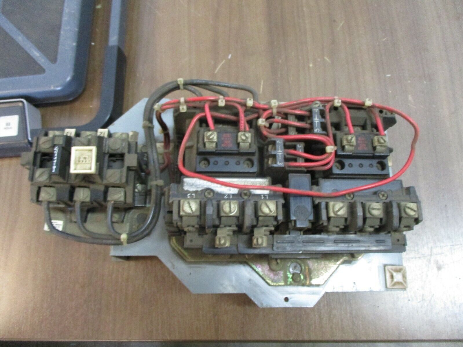 Allen-Bradley Size 1 Reversing Starter 505-BOD-23 Ser. C 120V Coil Used