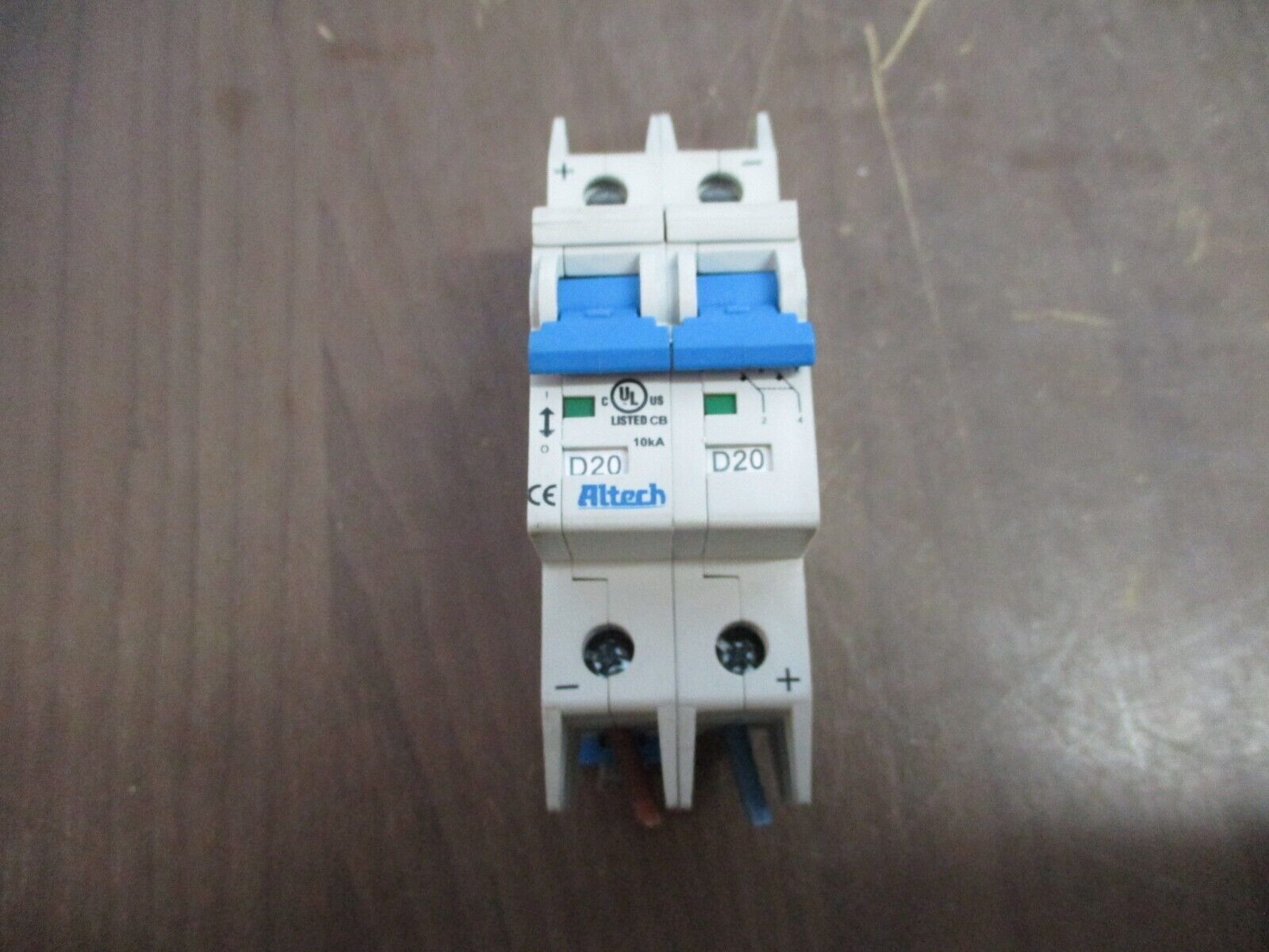Altech Circuit Breaker D20 250VDC 20A 2P Used