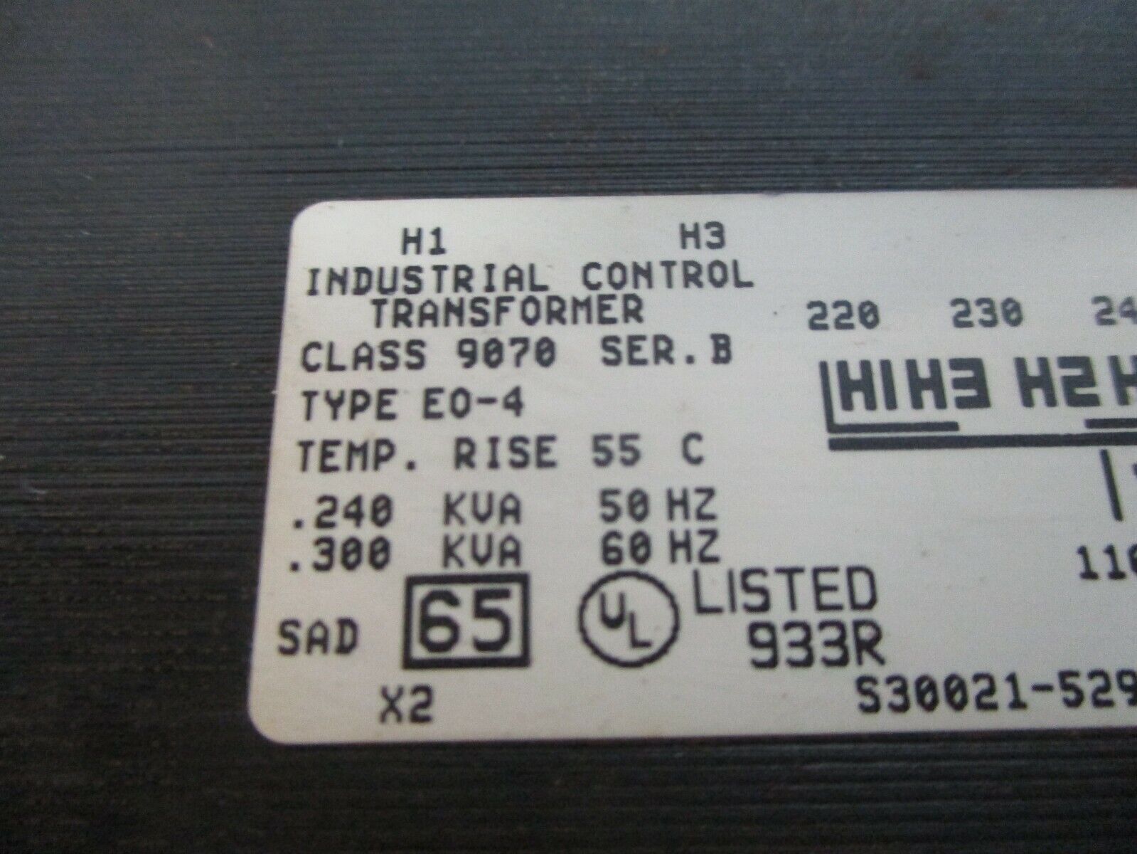 Square D Control Transformer 9070 E0-4 Ser. B 0.300kVA Pri: 240/480V Sec: 120V