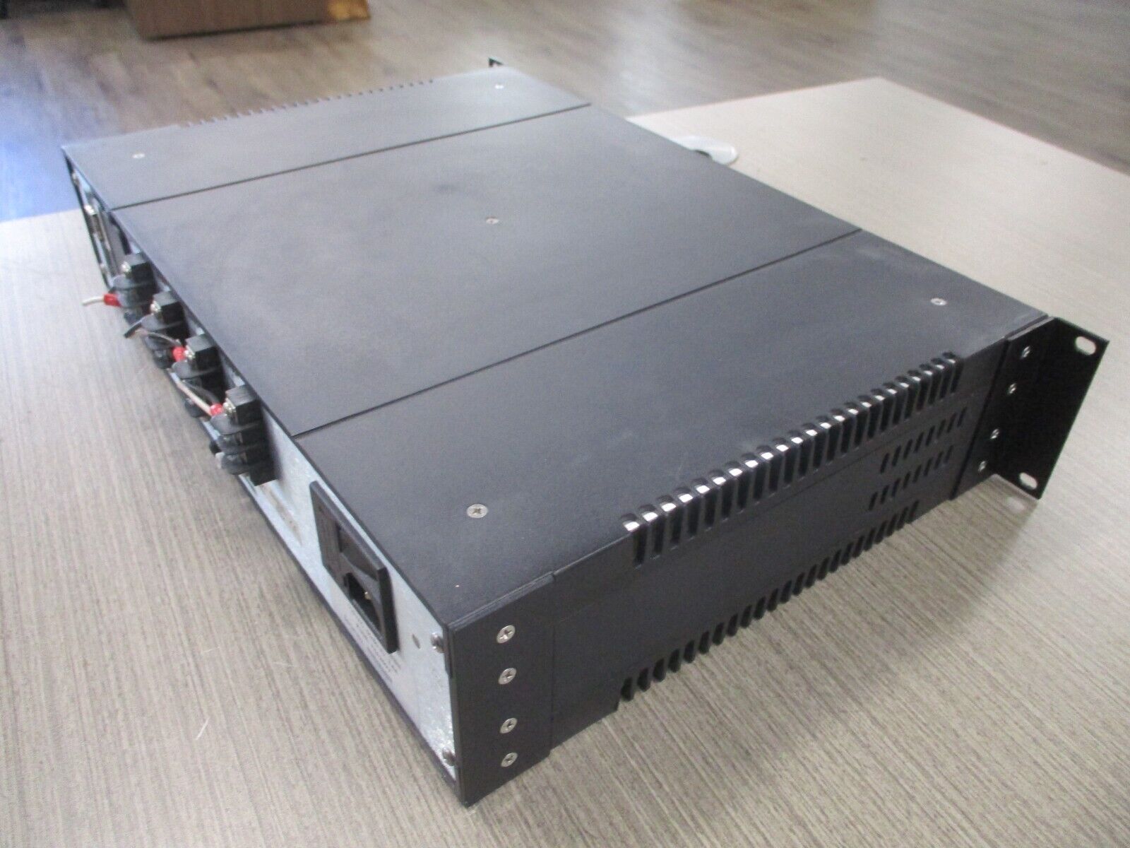 Emerson Alber BDSUI; Battery Monitoring System 1011-041-1 115V 50-60HZ 3.6A Used