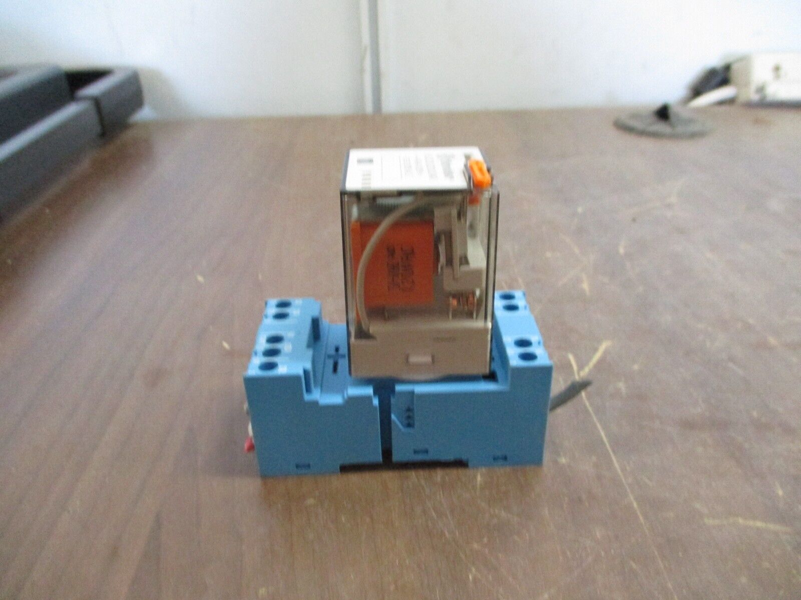 Finder Relay 60.12.8.120.0040 120V Coil w/ Base Used