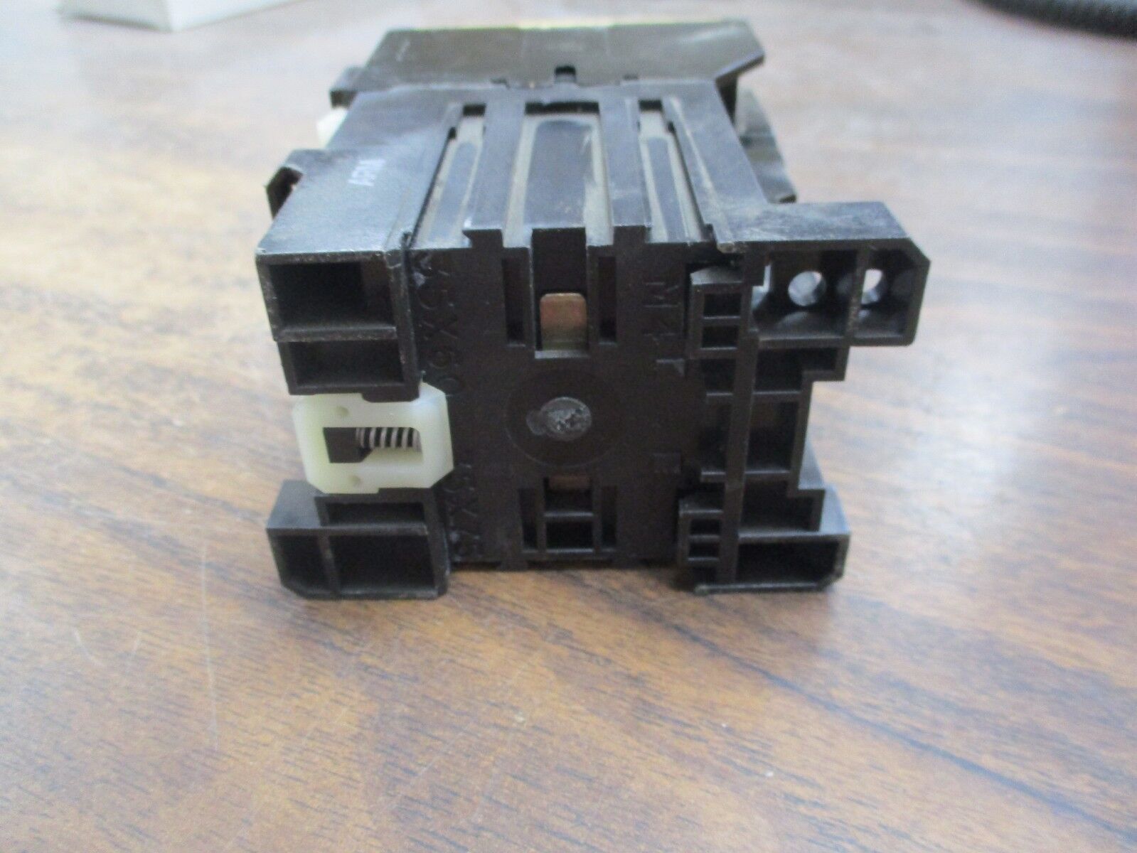 Allen-Bradley Contactor 100-A18NZ*3 24VDC Coil 18A 600V Used