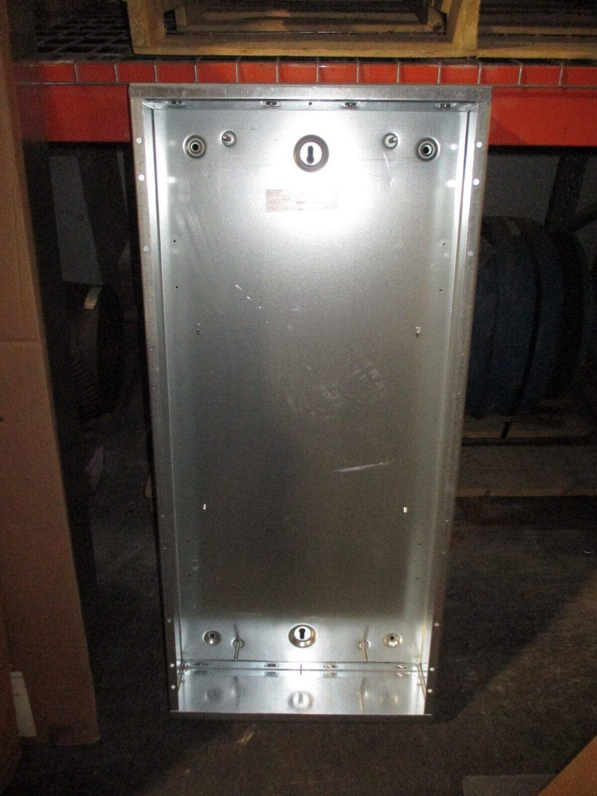 Square D Main Lug NQ Panelboard Interior w/ Box 12417700710070001 / MH44BE 100A