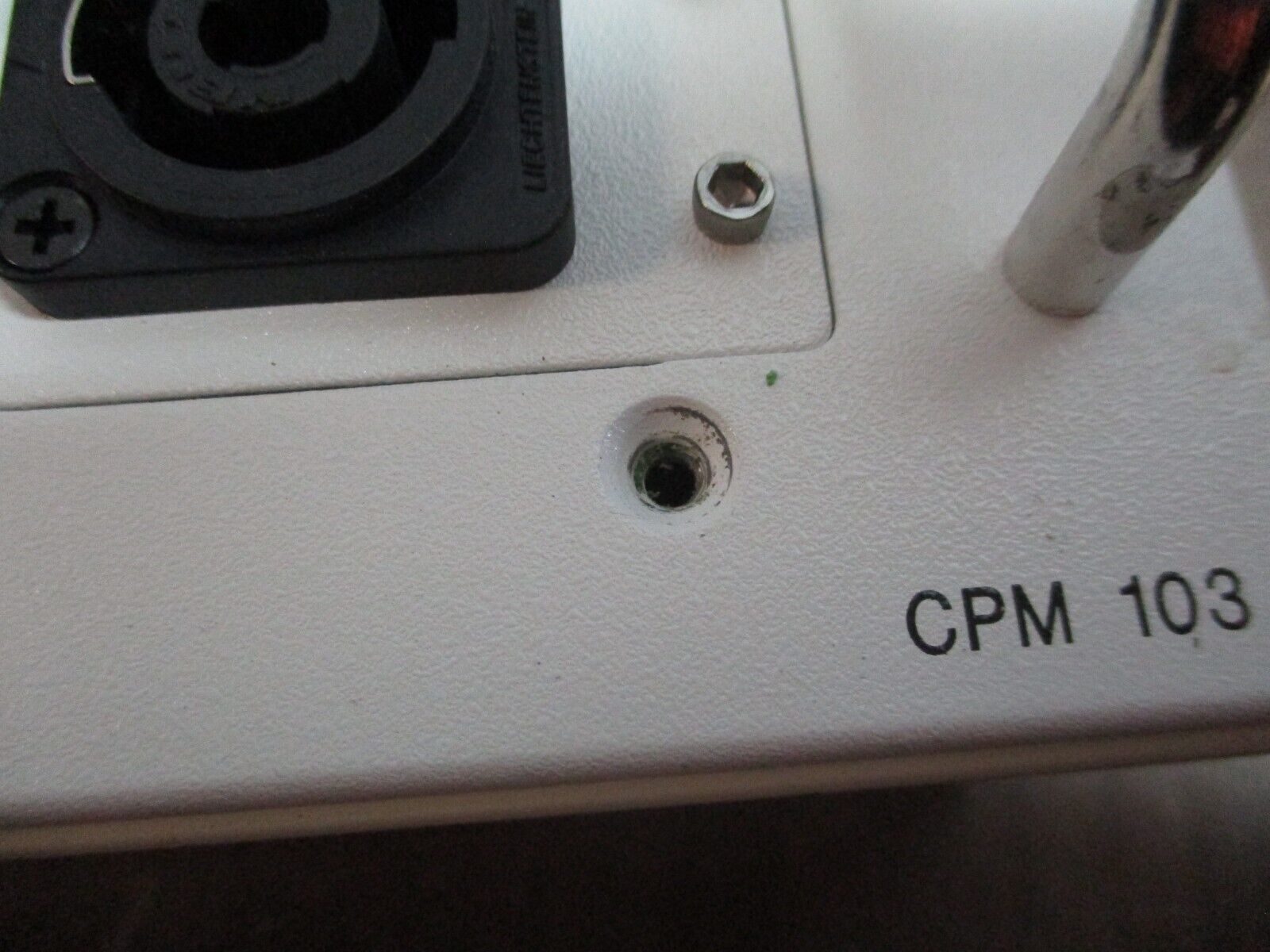 Extron AV Connectivity Panel CPM 103 *Missing (1) Screw* Used