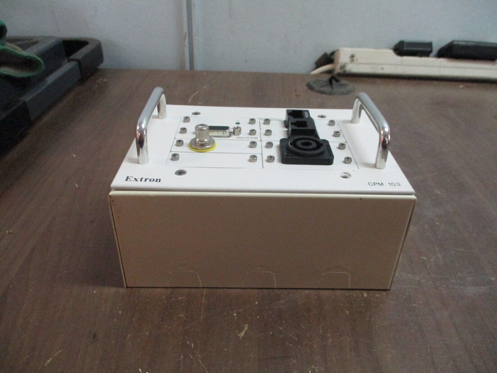Extron AV Connectivity Panel CPM 103 *Missing (1) Screw* Used