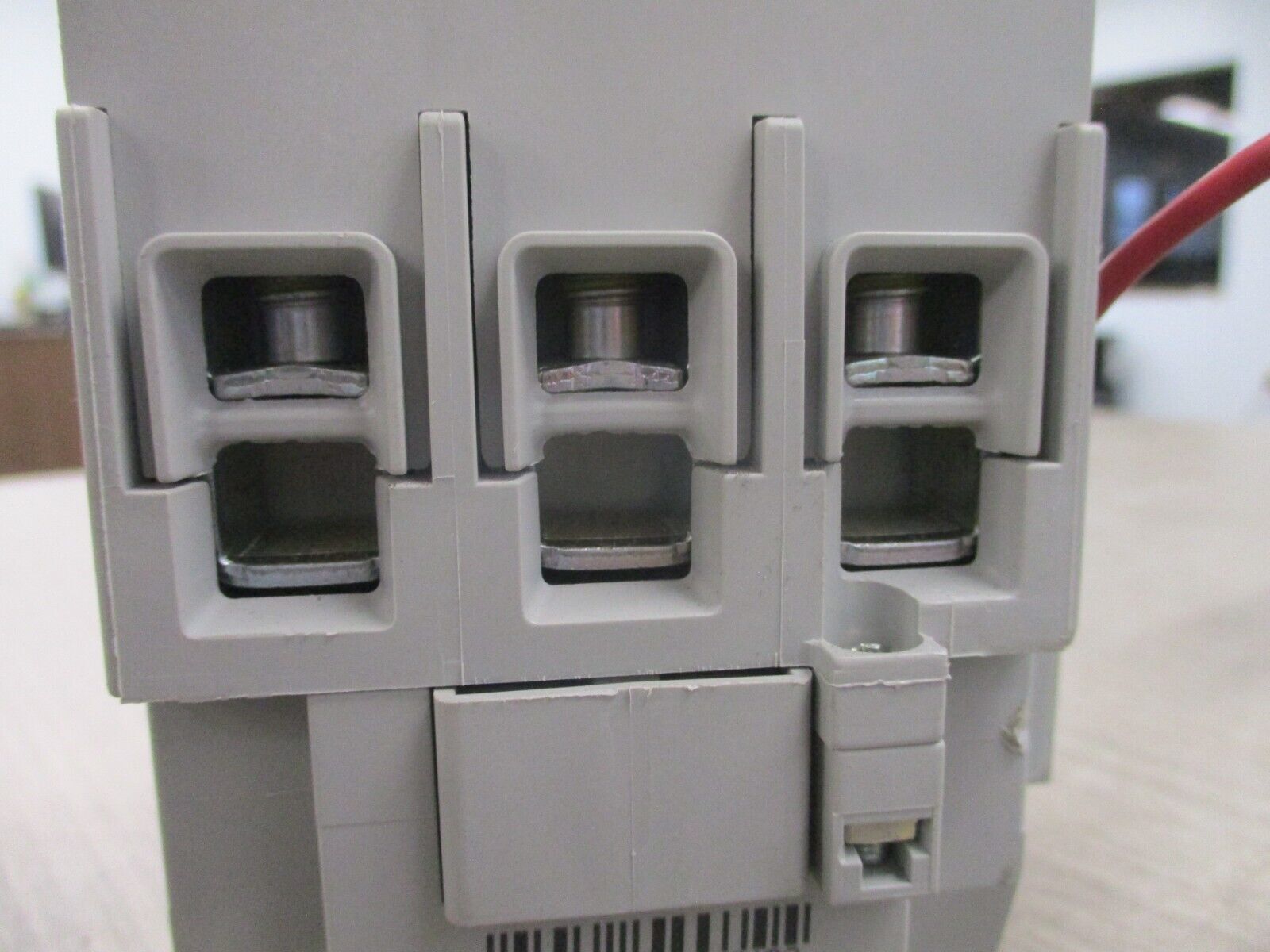 Allen-Bradley Contactor 100-C85*00 120V Coil 100A 600V w/ Aux Contact Block Used