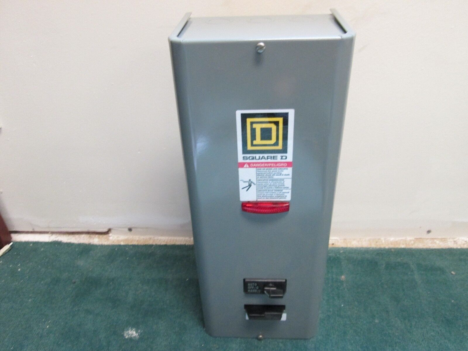 Square D Starter, NEW IN BOX, 8536SAG12V84CFF4P1TX11, Size 00