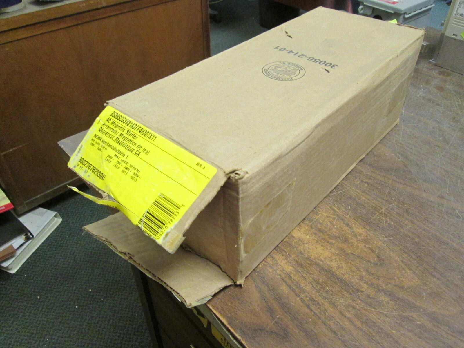 Square D Enclosed Starter 8536SCG3V81A3FF4H30TX11 Size 1 New Surplus