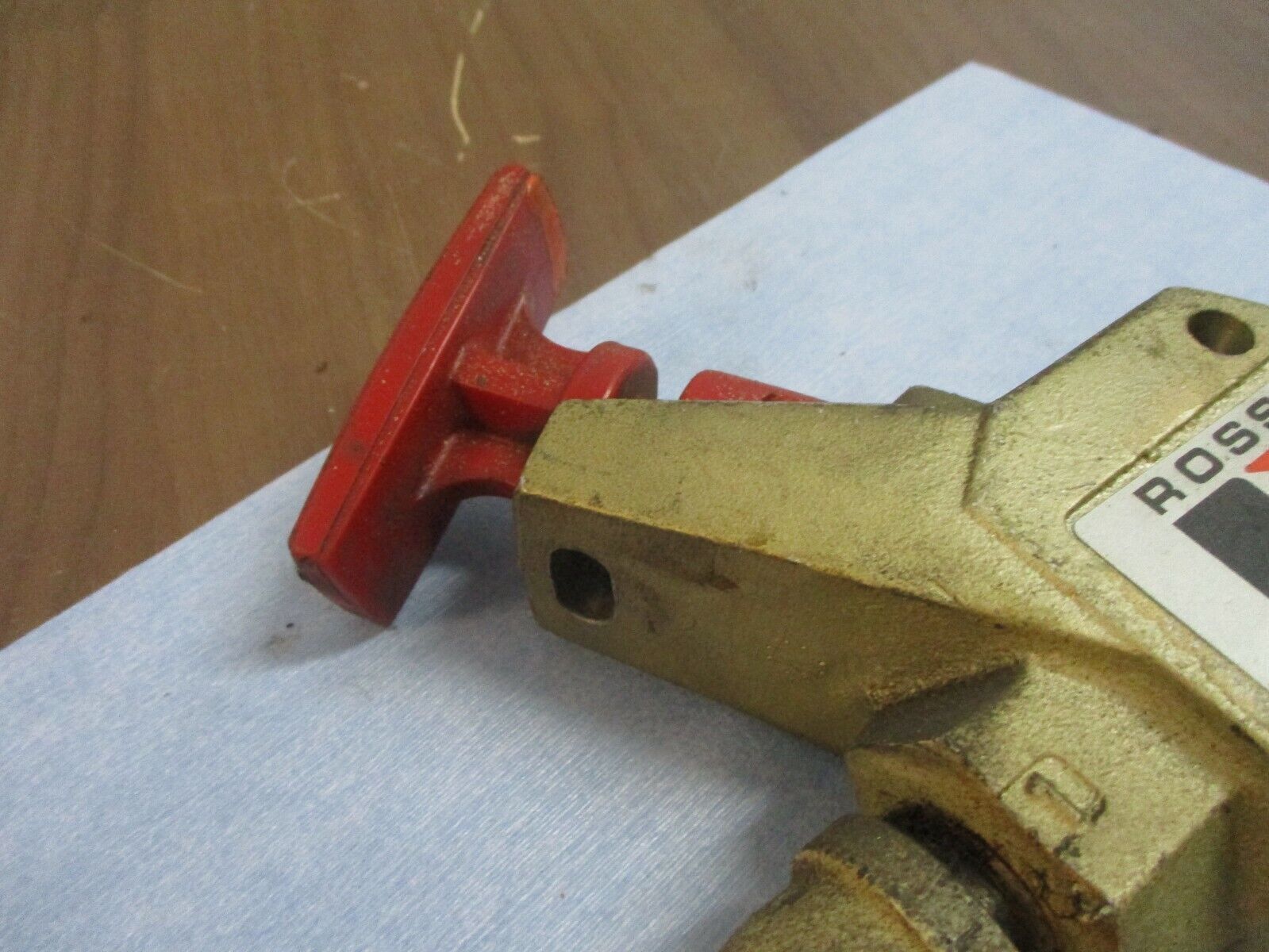 Ross L-O-X Lockout & Exhaust Valve 1523 C 4002 0-20 Bar Used