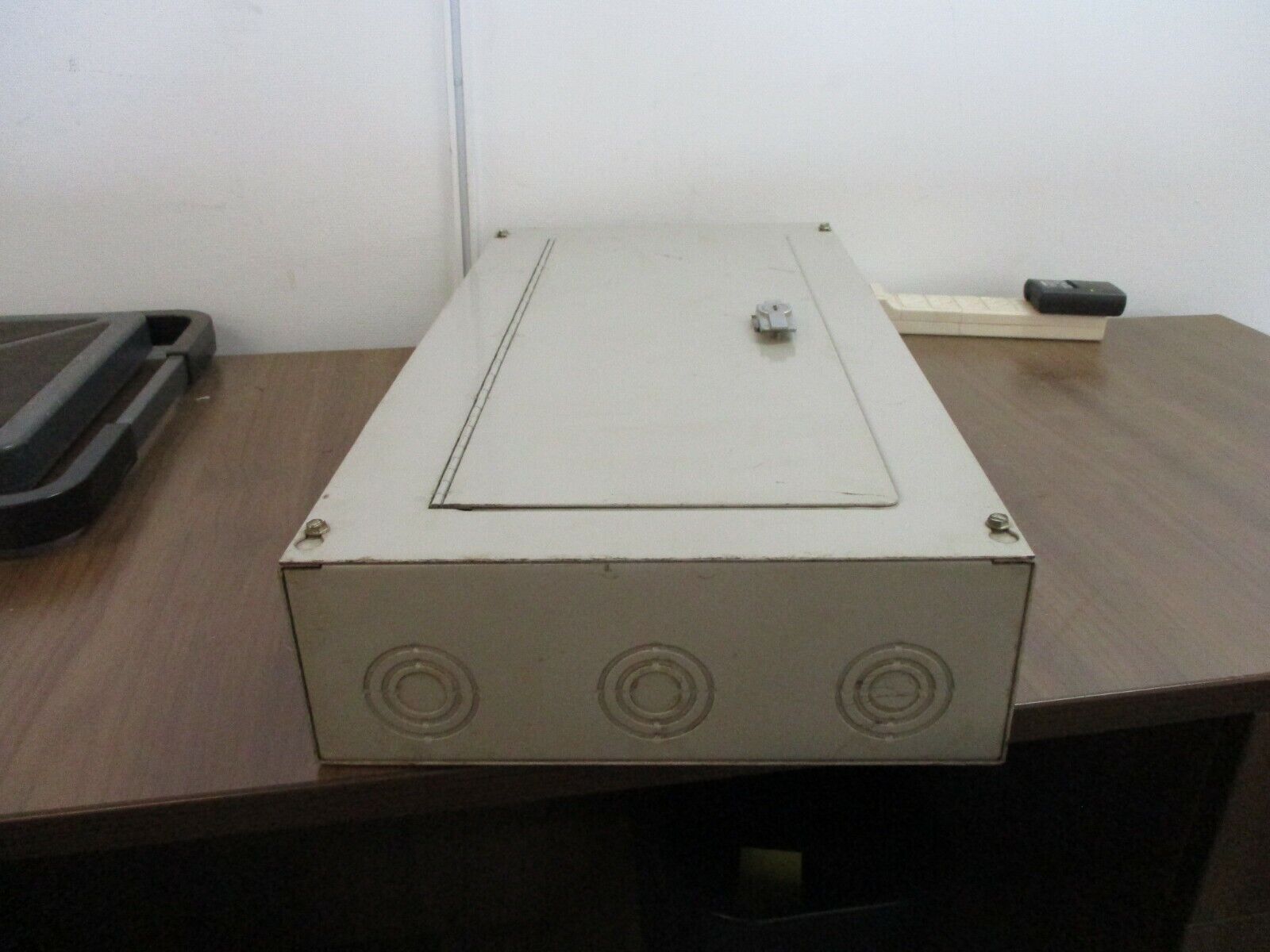 Milbank Type 1 Enclosure 12244-TC1S Size: 12x24x4" Used
