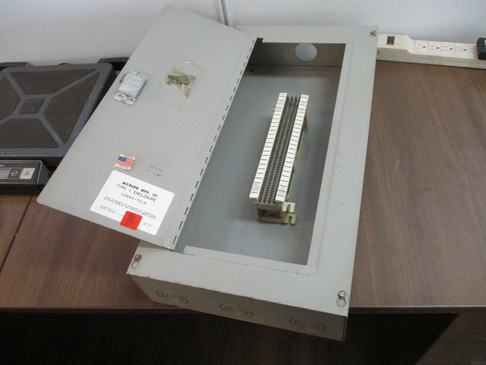 Milbank Type 1 Enclosure 12244-TC1S Size: 12x24x4" Used