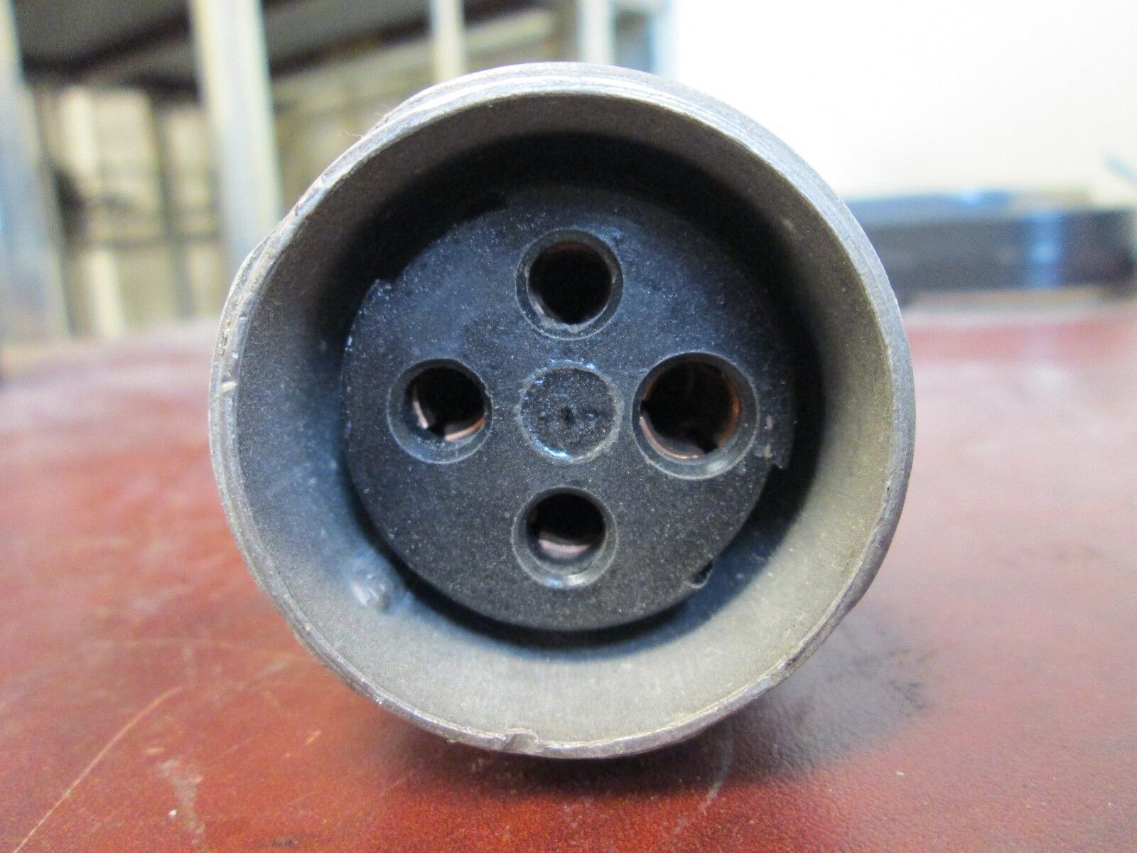 Russellstoll Receptacle 3914/FSA11 10A@600VAC 15A@250VAC 20A@125V 4W Conduit End
