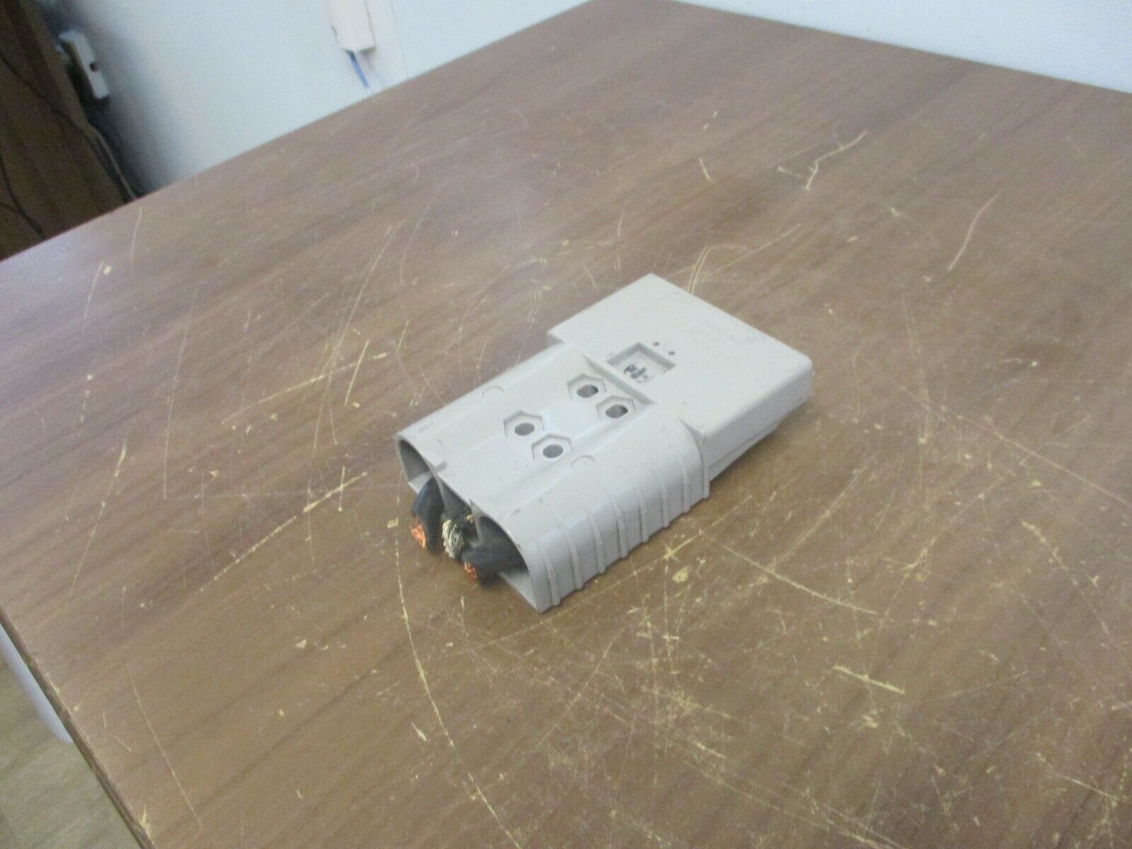 Anderson Power Products Connector SBO 320 320A 600V Used