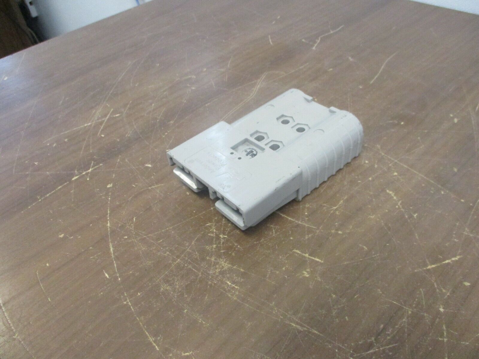 Anderson Power Products Connector SBO 320 320A 600V Used