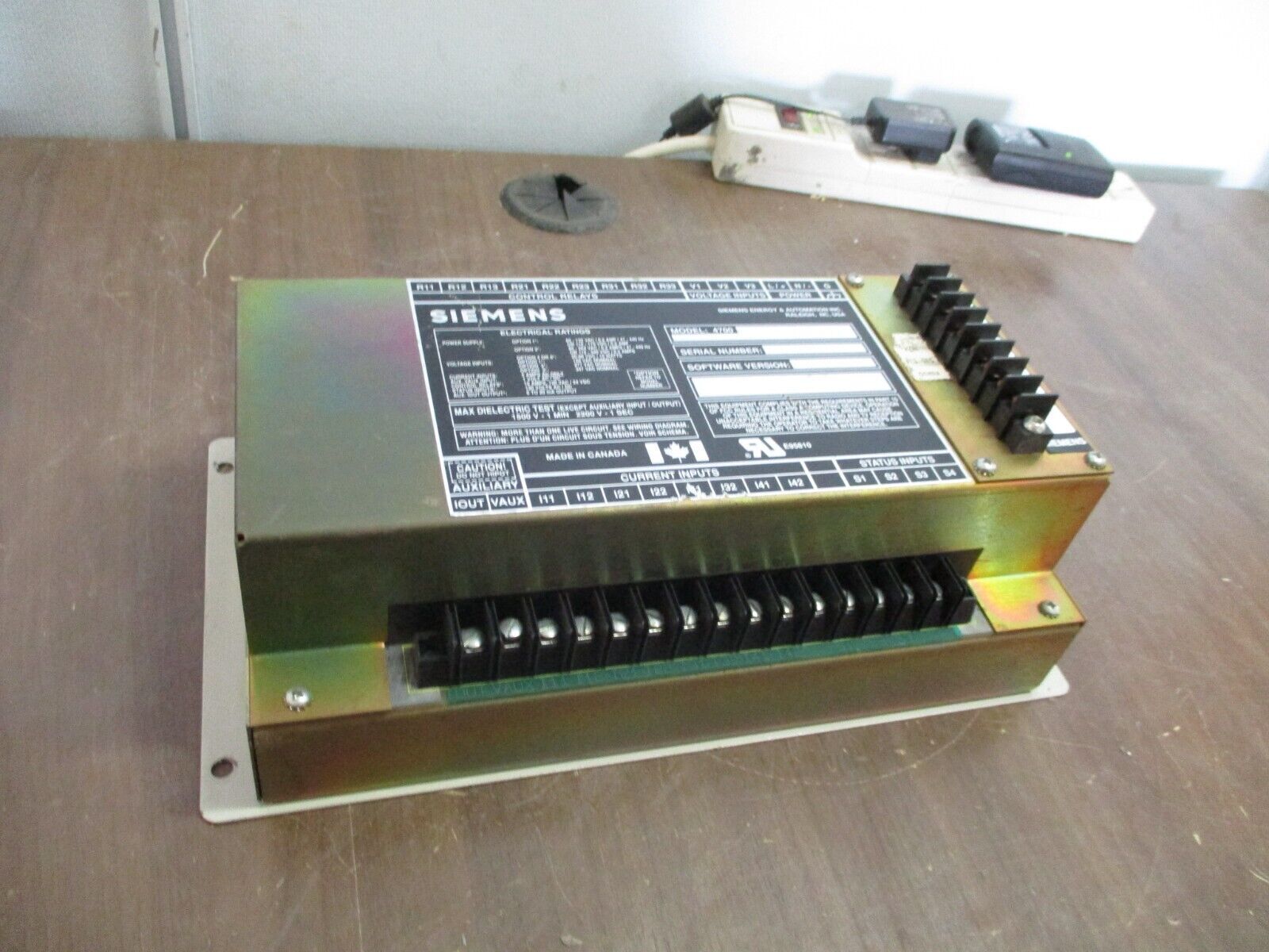 Siemens Power Meter 4700-C3-11H S/W Ver: 2.1.00 Used