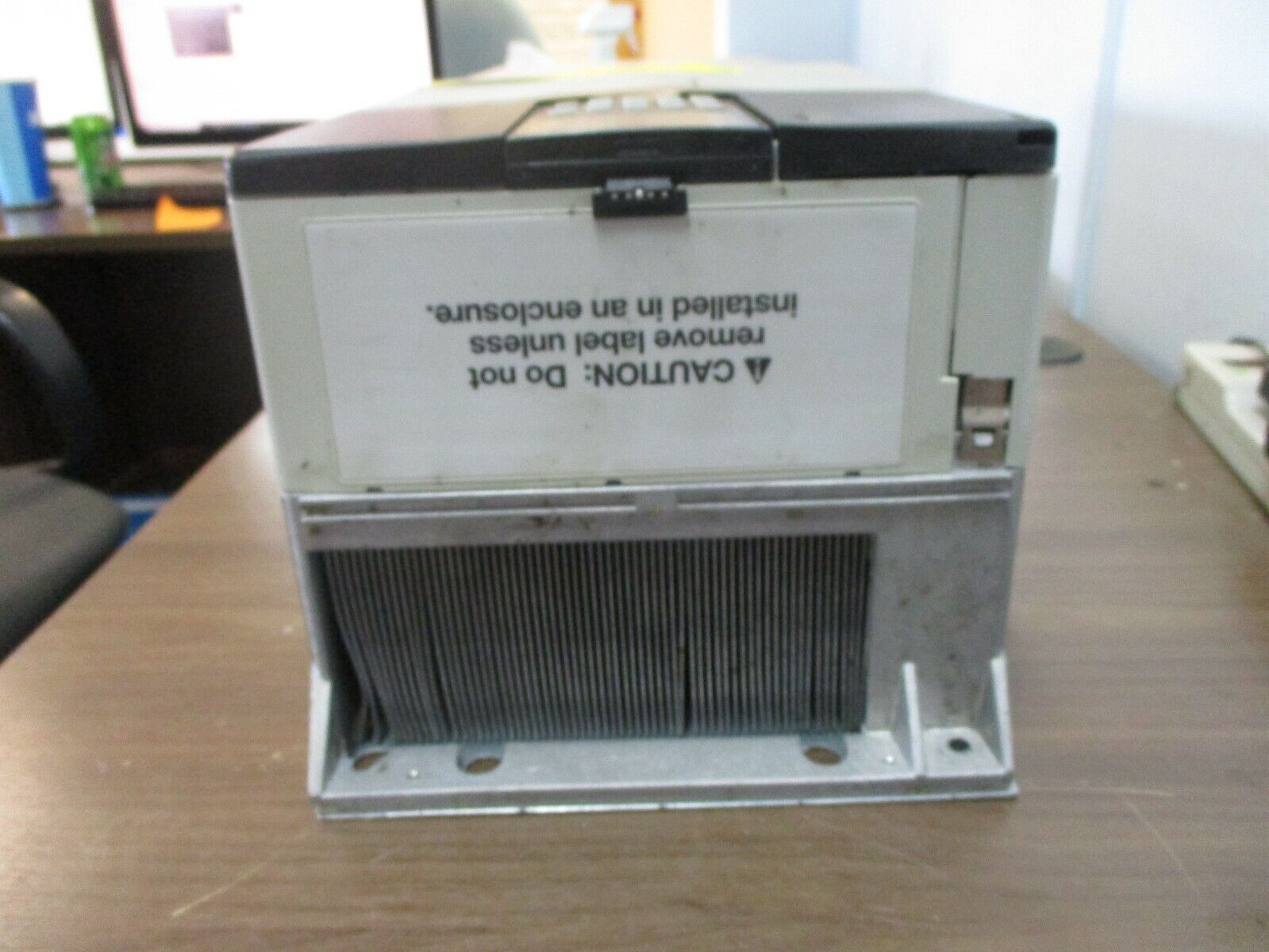 Allen-Bradley PowerFlex 700 AC Drive 20BD077A3AYNANC0 Ser. B 60HP 3Ph w/ Keypad
