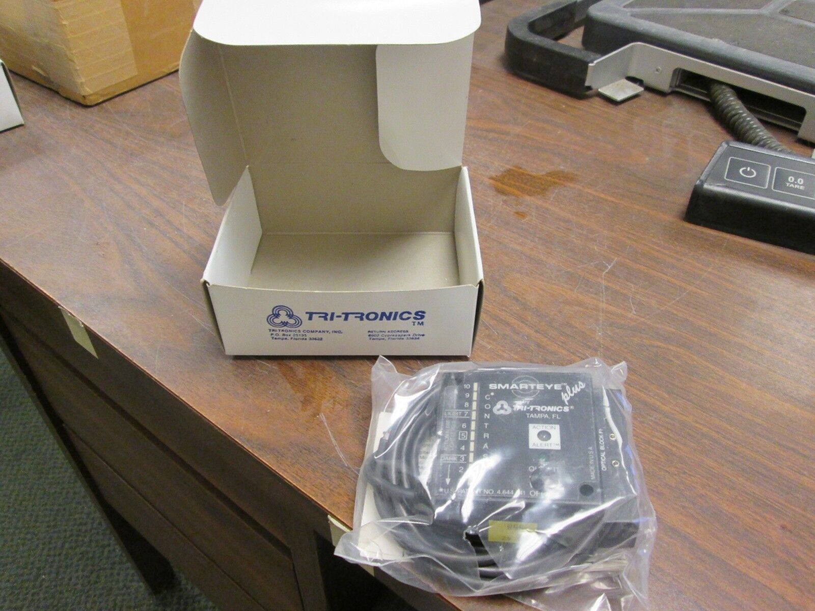 Tri-Tronics Sensor APSDLRF1 New Surplus