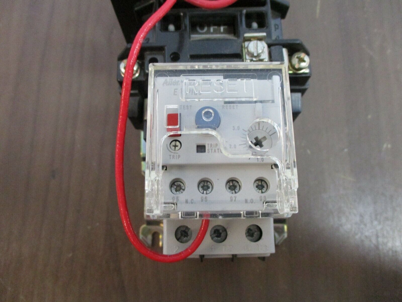 Allen-Bradley Size 1 Starter 509-BOD-7 Ser. B 592-EECC Overload 120V Coil Used