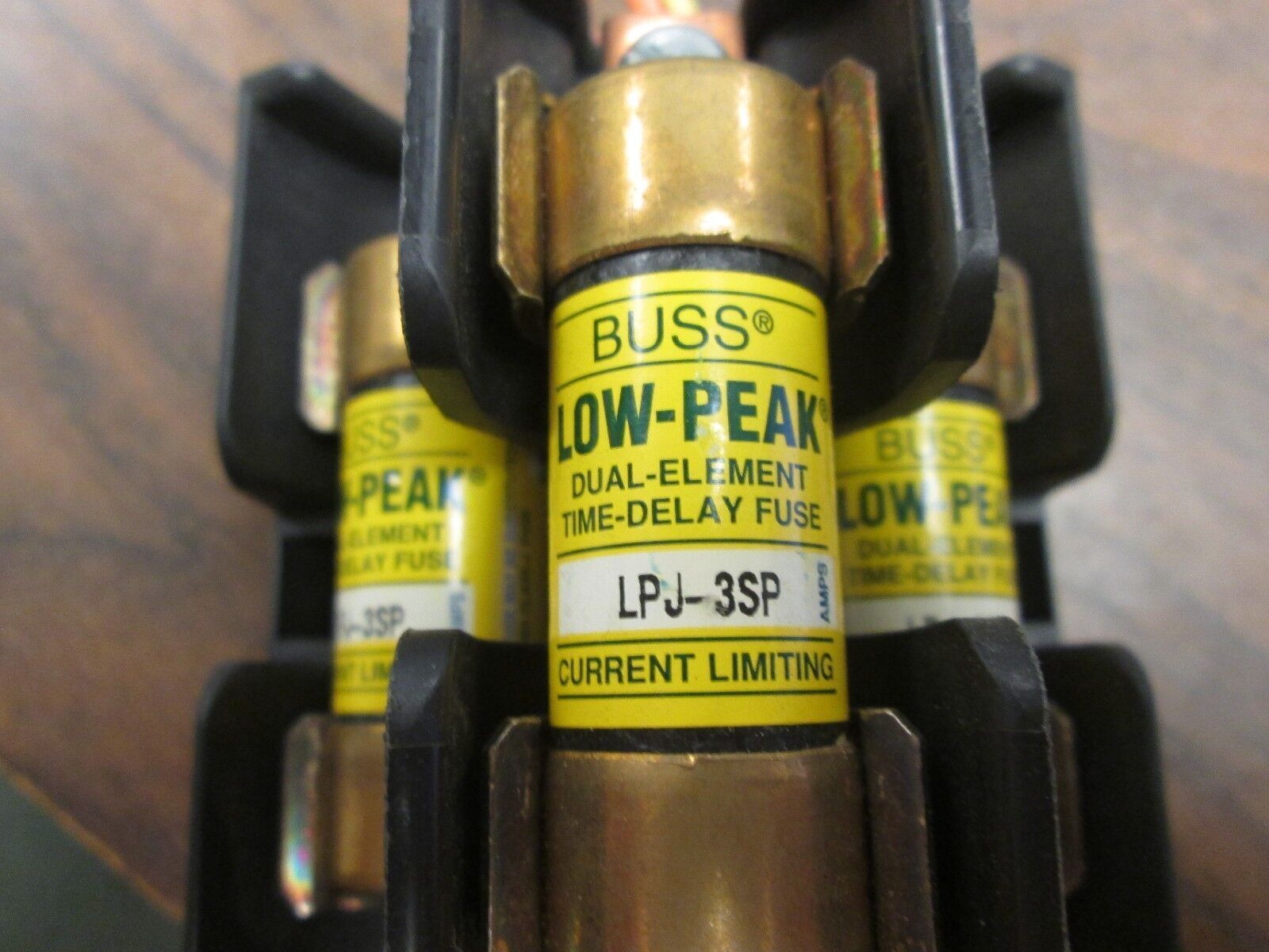Buss Fuse Block JP60030-3CORA 30A 600V 3P Class J Pyramid w/ 35A Fuses Used