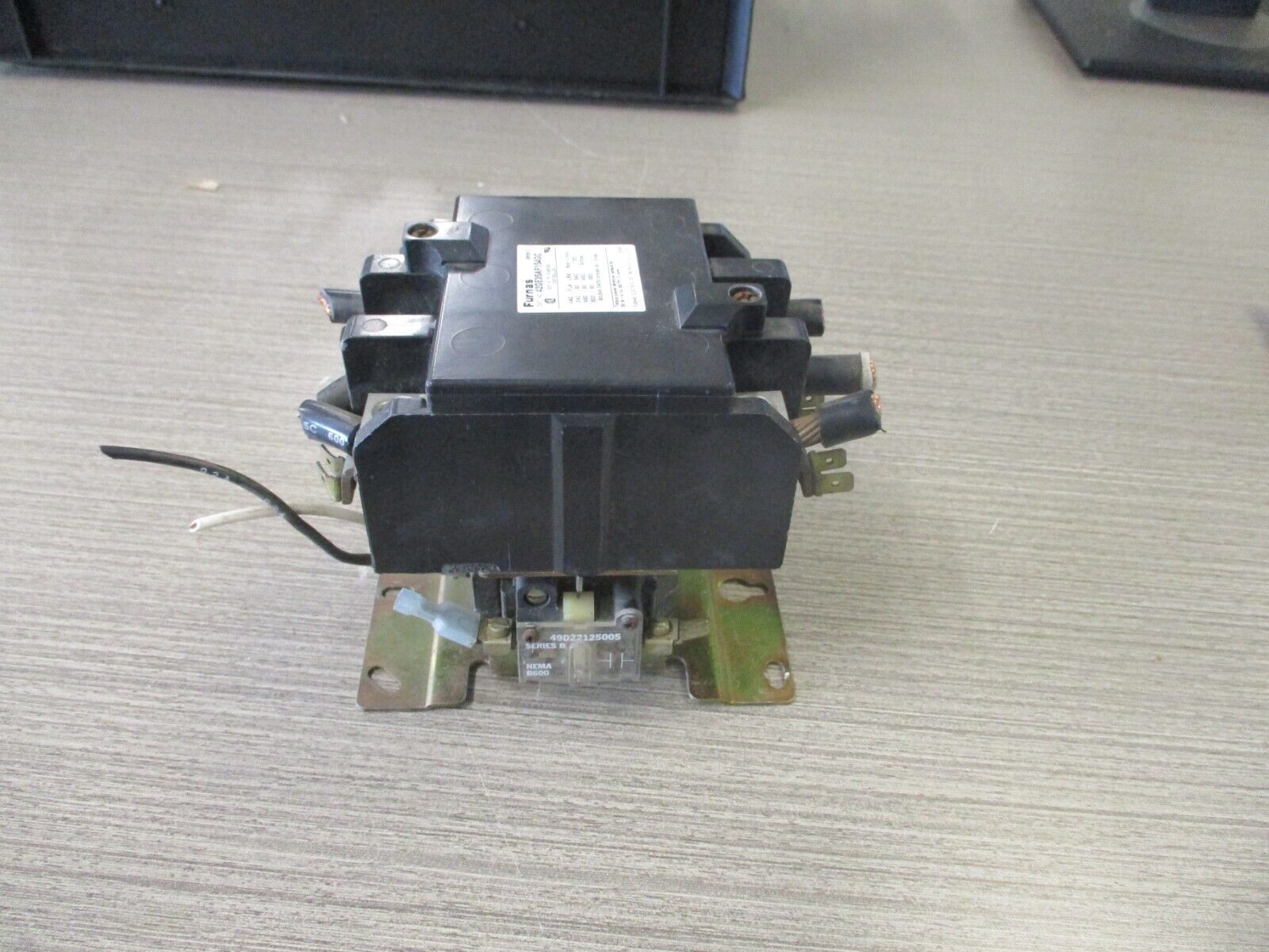 Furnas Definate Purpose Contactor 42GE35AF154GC Ser. D 120V Coil 90A 600V Used.