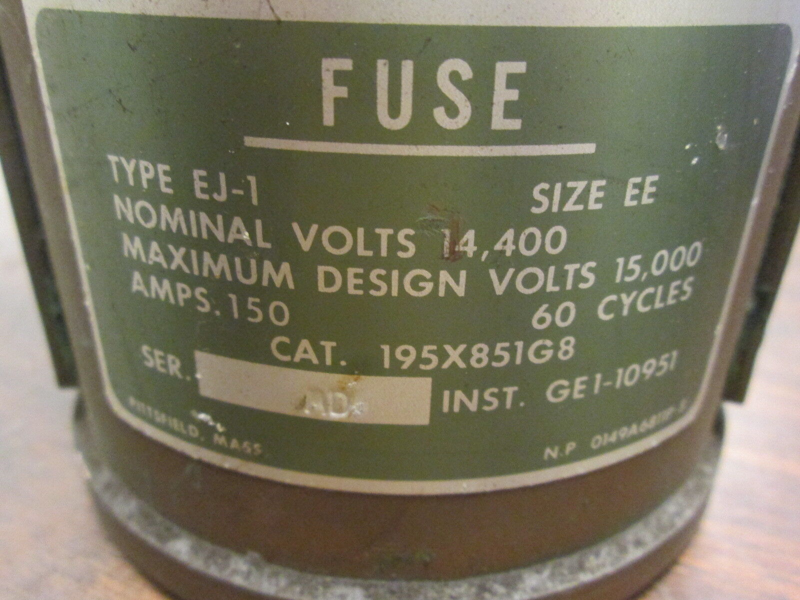 GE Type EJ-1 Fuse 195X851G8 150A 14.4KV Used
