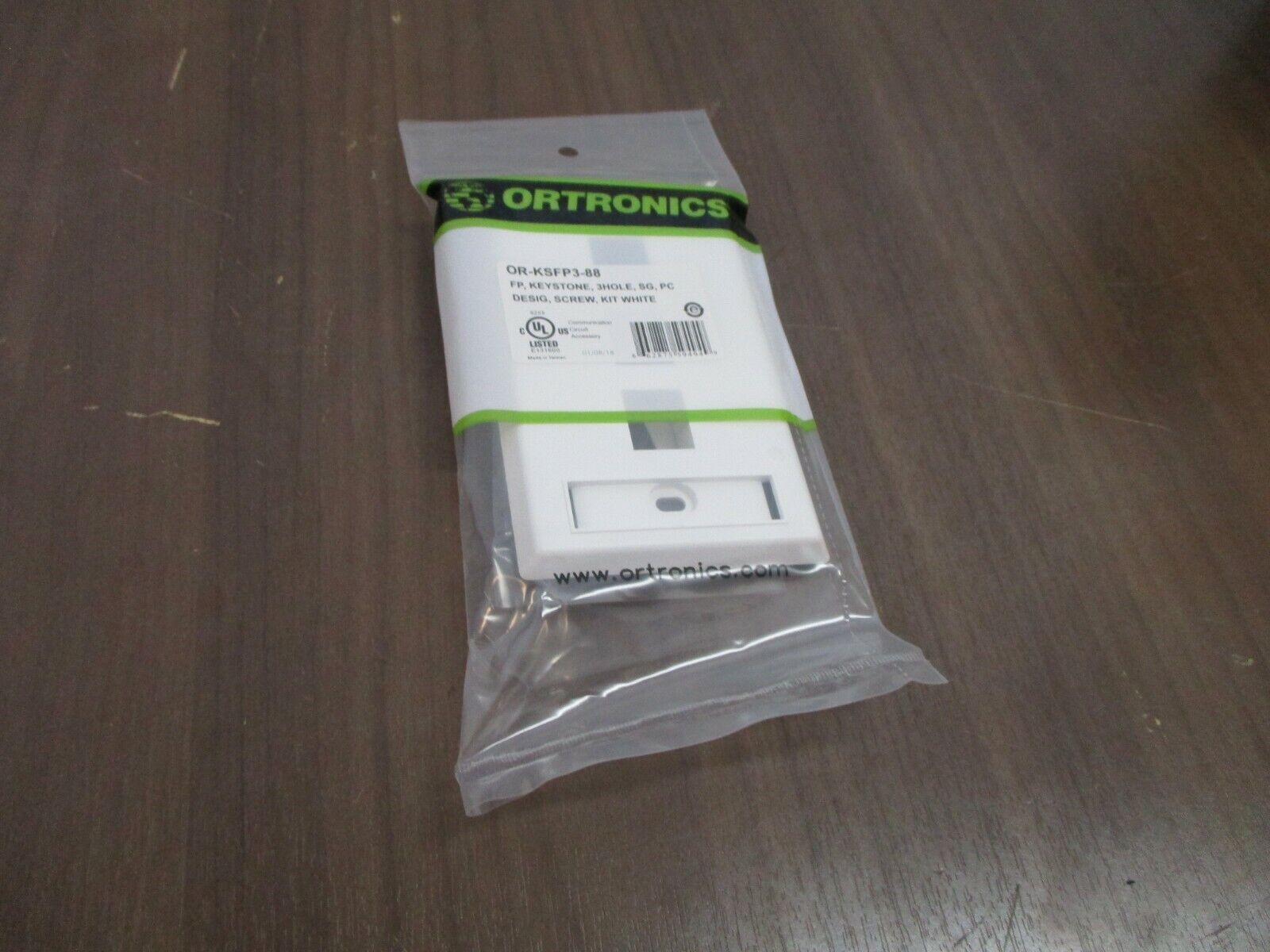 Ortronics Keystone Faceplate OR-KSFP3-88, 3-Hole White *Box of 14* New Surplus