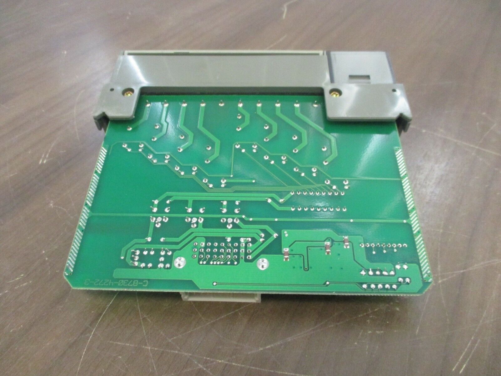 Allen-Bradley SLC 500 Output Module 1746-OW8 Ser. A 10-250VAC 10-125VDC Used