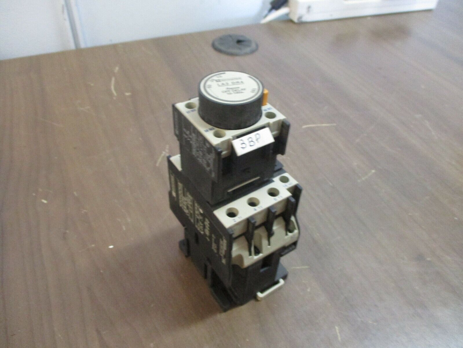 Telemecanique Time Delay Relay LA3 DR4 Off Delay: 10-180s 120V Coil 50A 600V