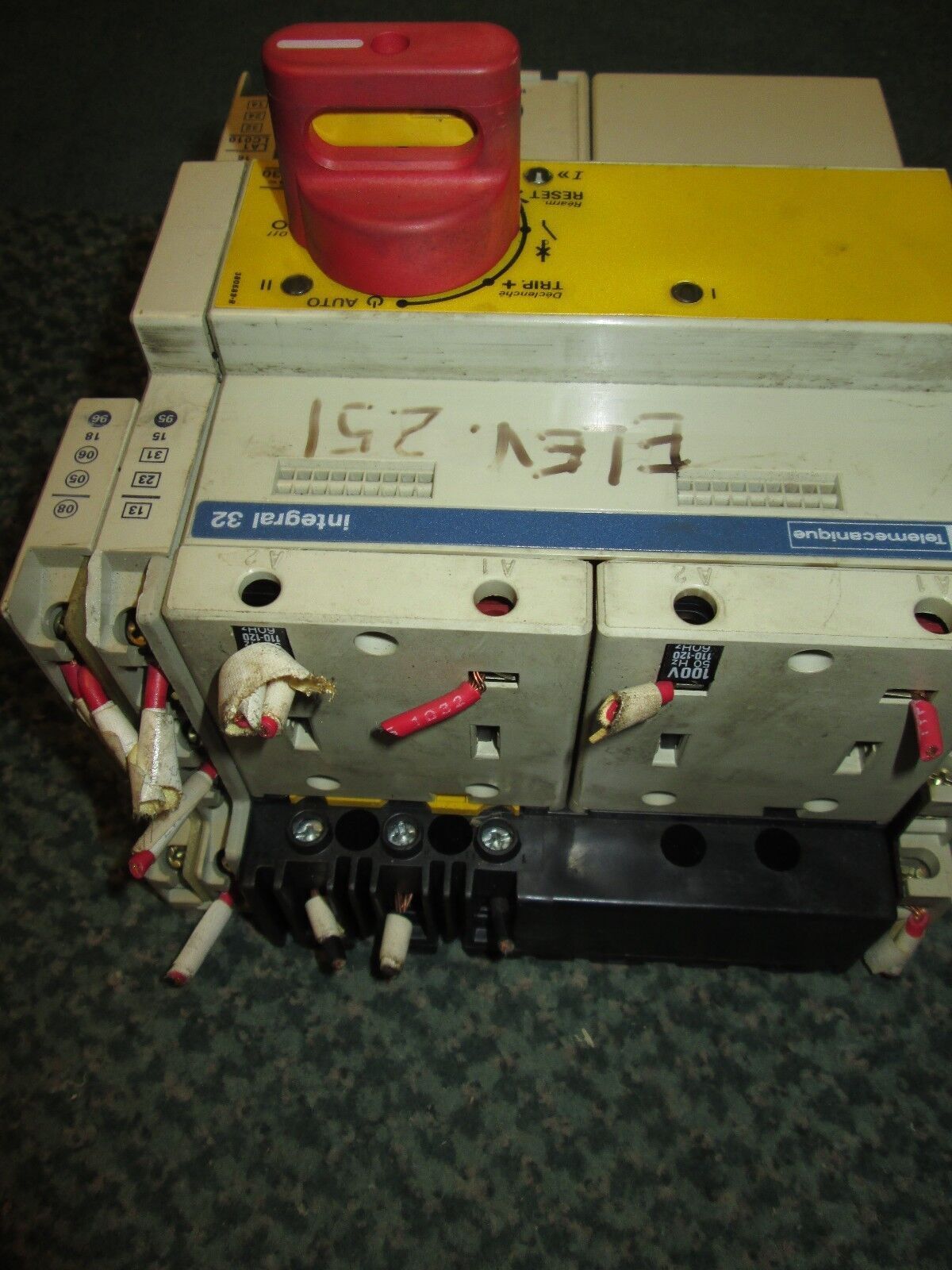 Telemecanique Combination Motor Controller LD5-LC010 integral 32 Used