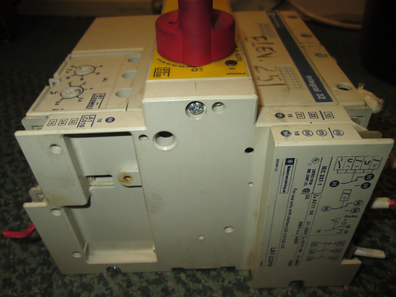 Telemecanique Combination Motor Controller LD5-LC010 integral 32 Used
