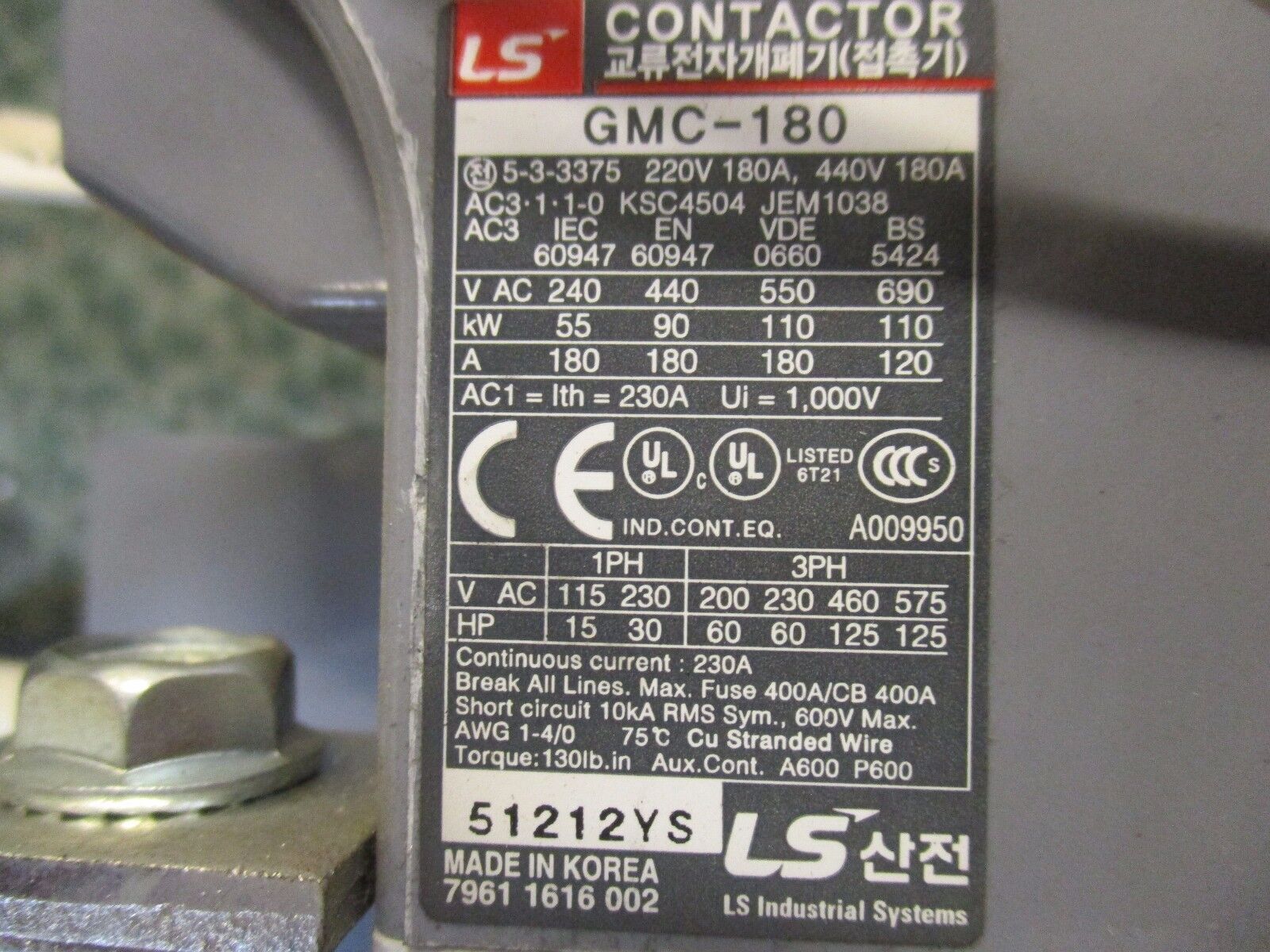 LS Contactor GMC-180 180A 220/440V Coil: 100-240VAC/100-220VDC Used
