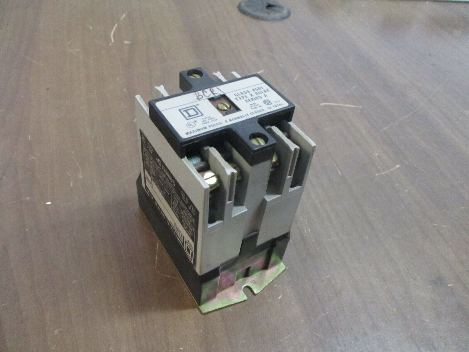 Square D Control Relay 8501 X0 40 9450 Ser. A 120V Coil 20A 600V Used