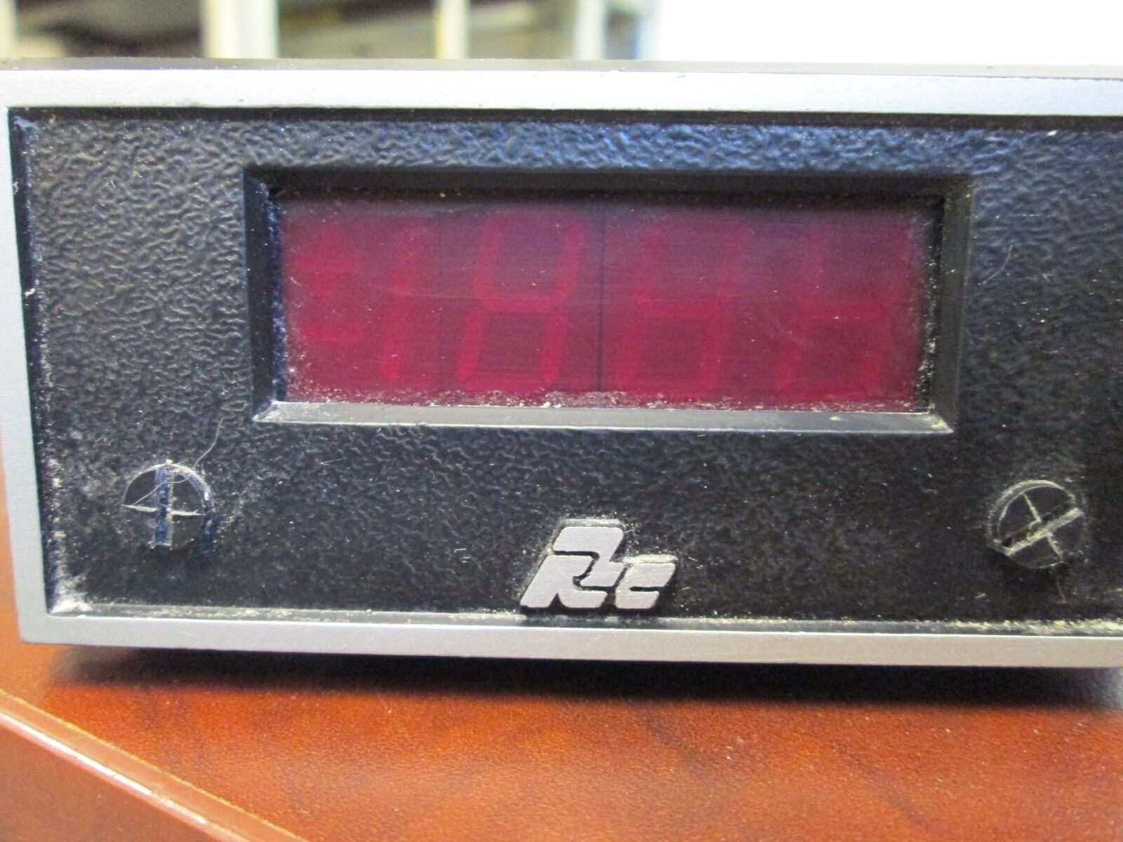 Red Lion Controls Digital Display APLCL Used