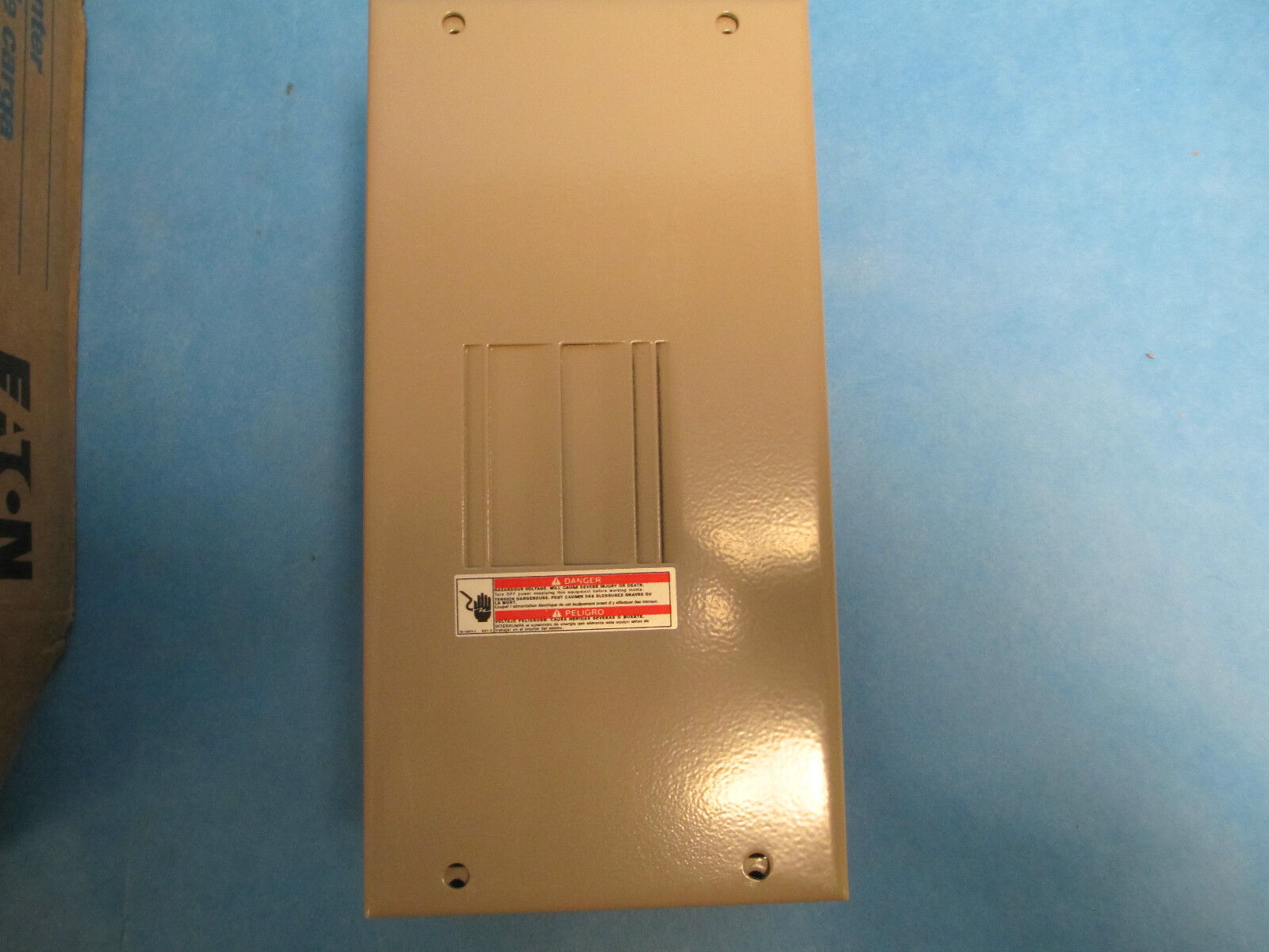 Cutler-Hammer Main Lug Loadcenter CH2L40SP 40A 120V 1Ph 3W New Surplus