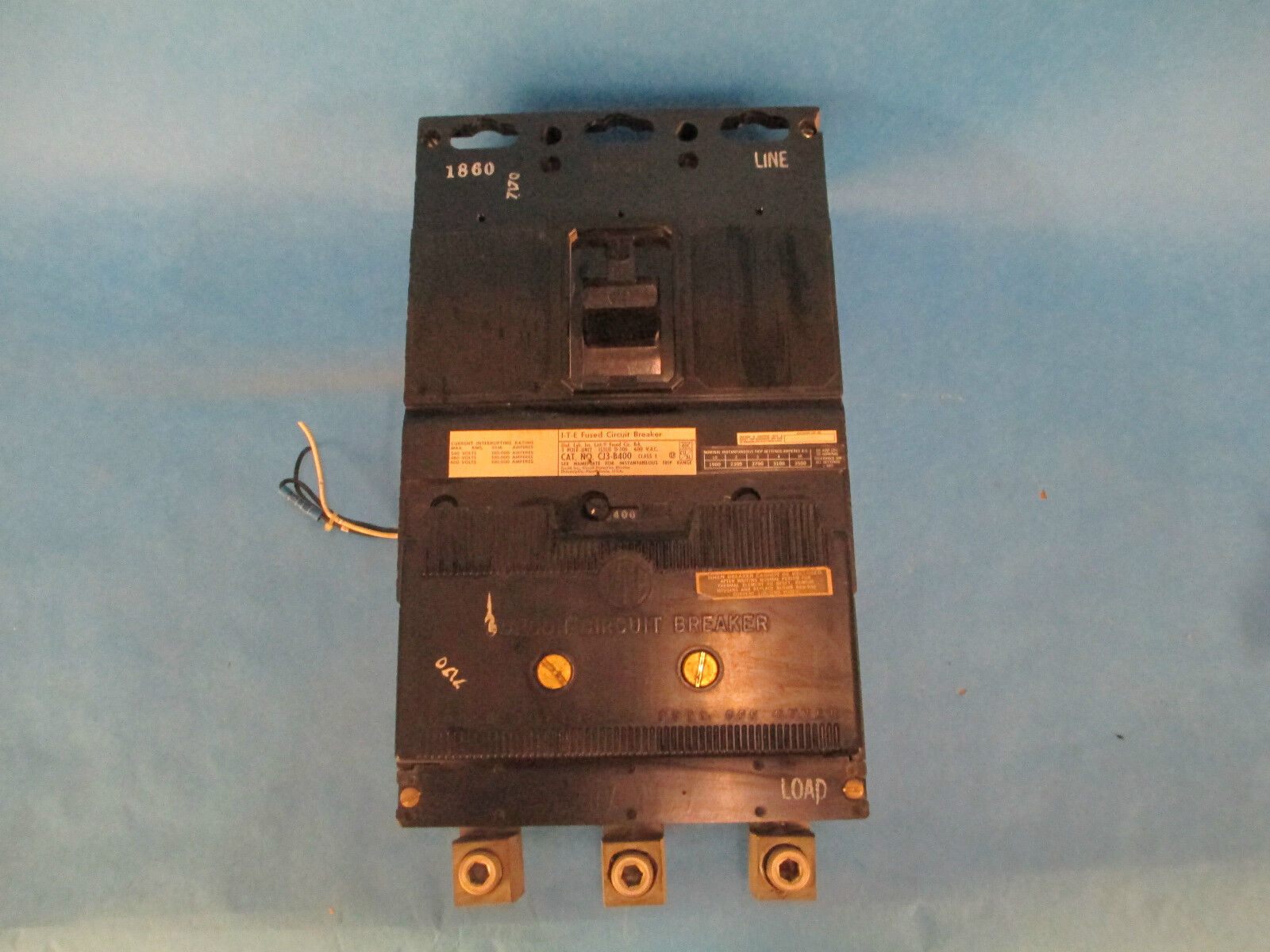 ITE Fused Circuit Breaker CJ3B400 3 Pole 400 Amp *120V Shunt* Used