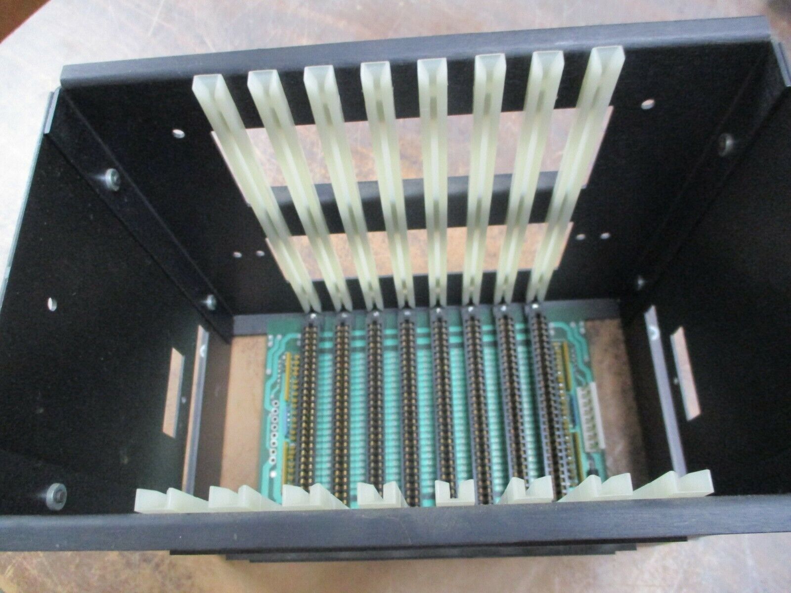 Matrix PLC Rack QMB8.6BP-C Used