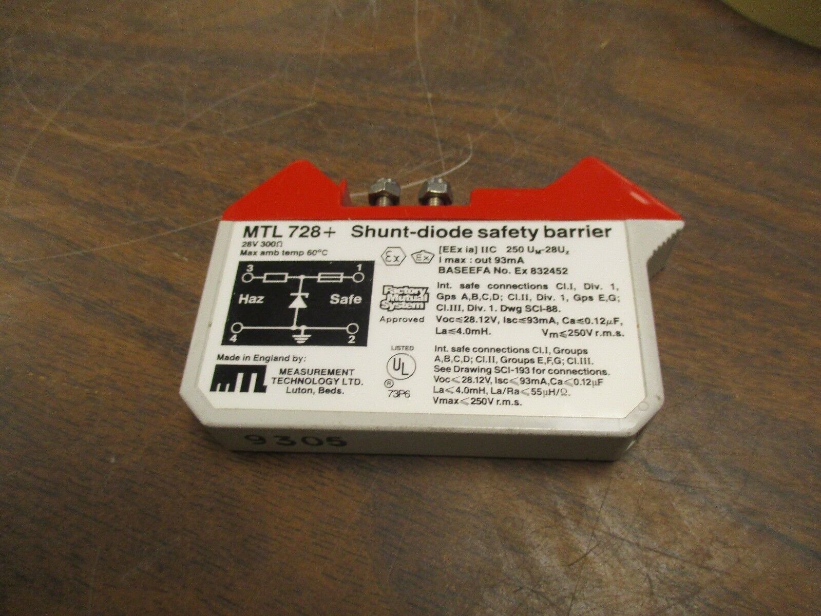 Measurement Technology Shunt-Diode Safety Barrier MTL728 28V Used