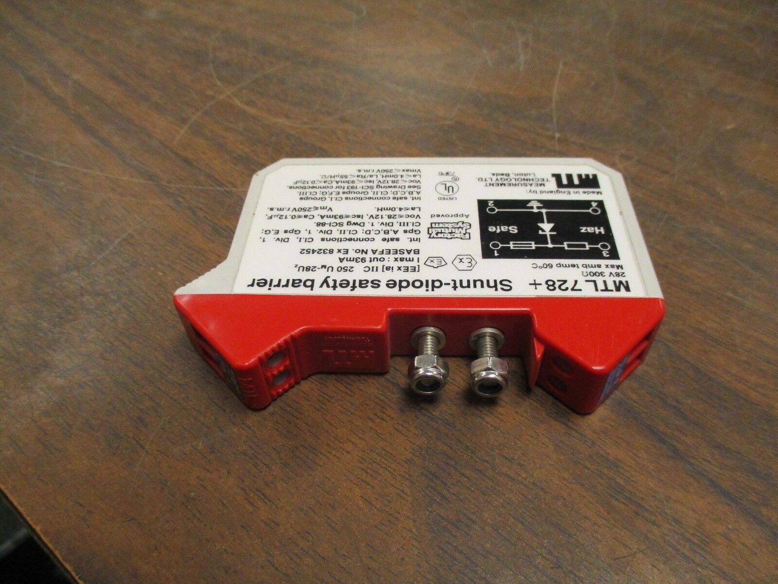 Measurement Technology Shunt-Diode Safety Barrier MTL728 28V Used